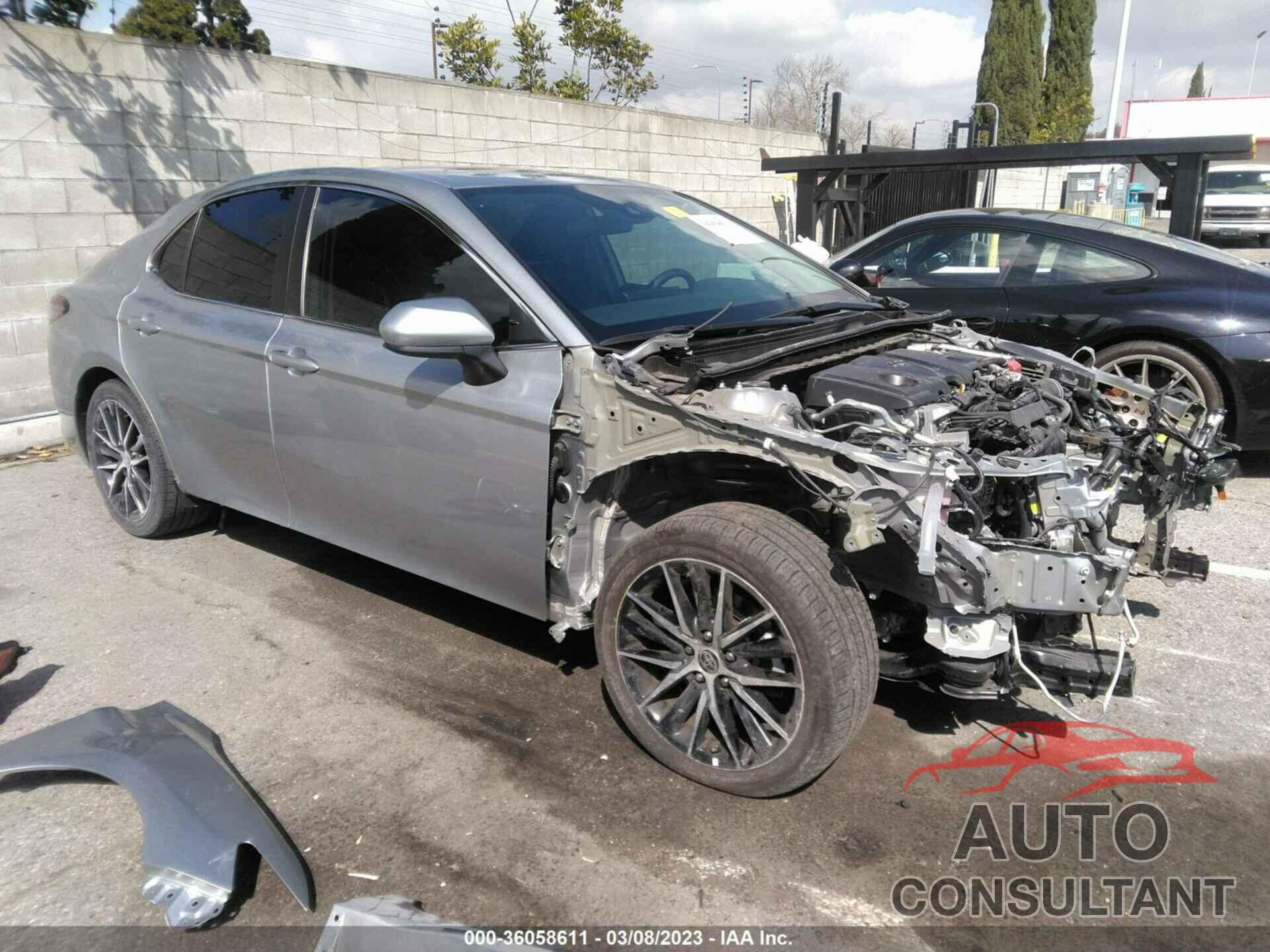 TOYOTA CAMRY 2021 - 4T1G11AK4MU579425