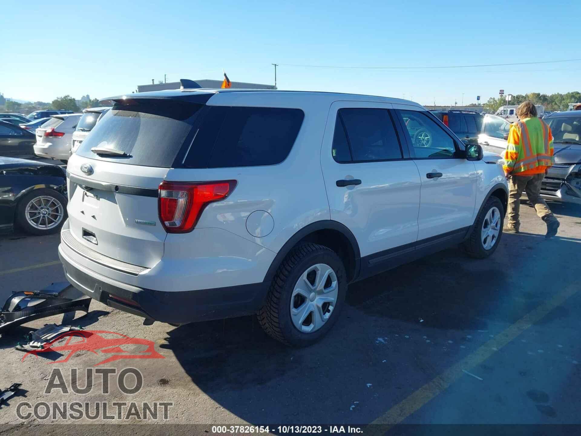 FORD POLICE INTERCEPTOR UTILITY 2018 - 1FM5K8AT3JGB59557