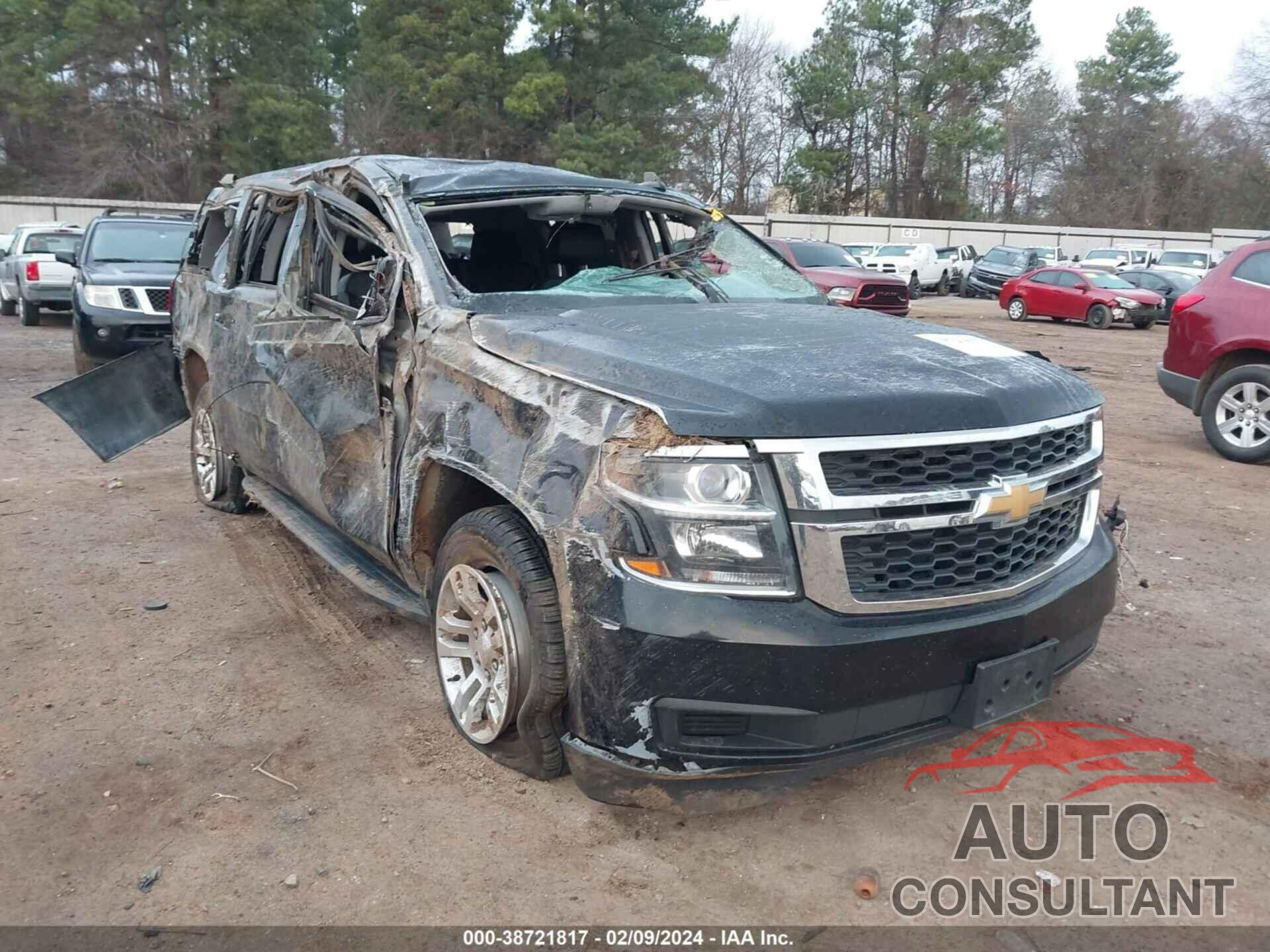 CHEVROLET SUBURBAN 2017 - 1GNSCHKC6HR133995