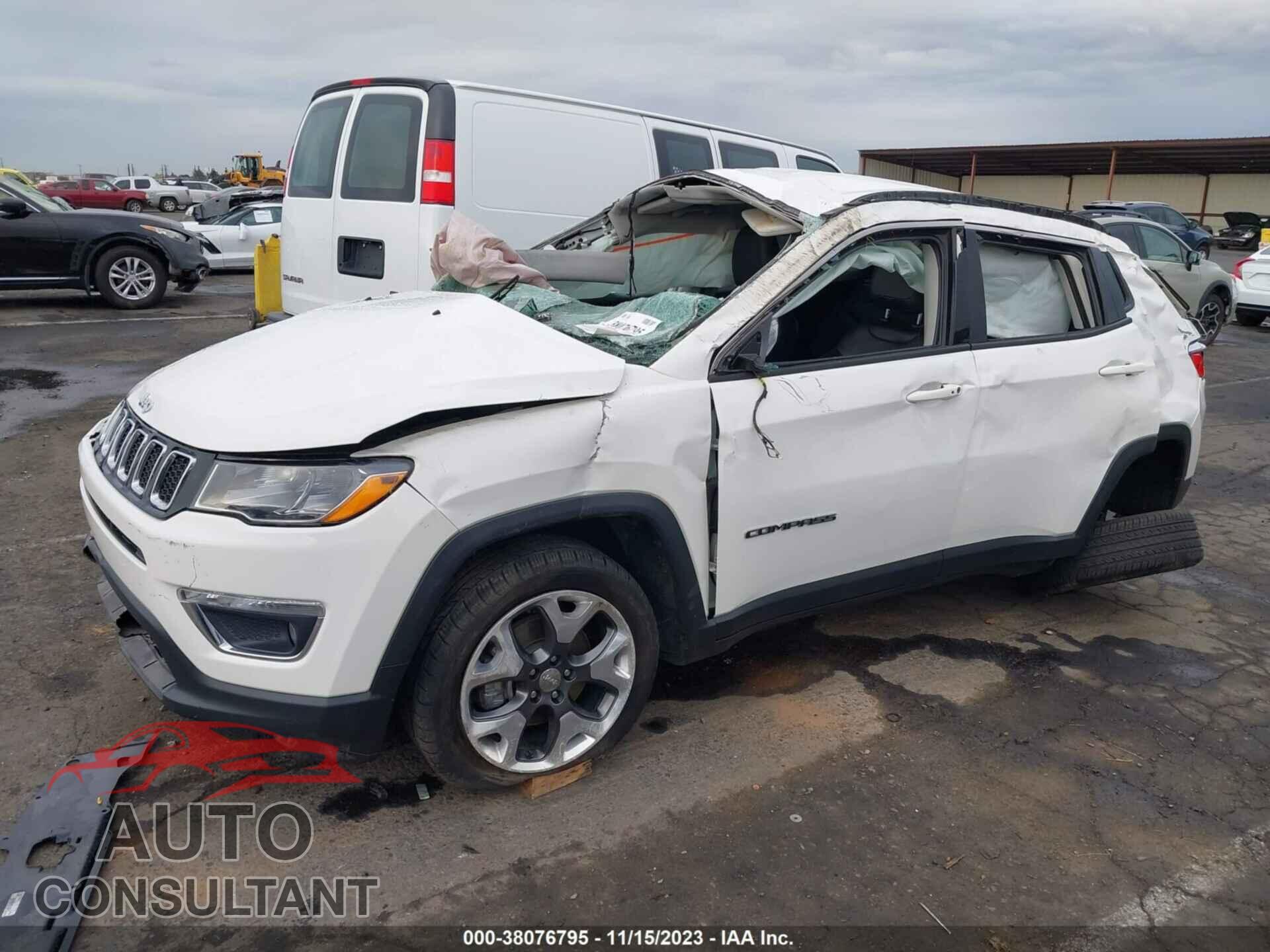 JEEP COMPASS 2021 - 3C4NJDCB6MT520266