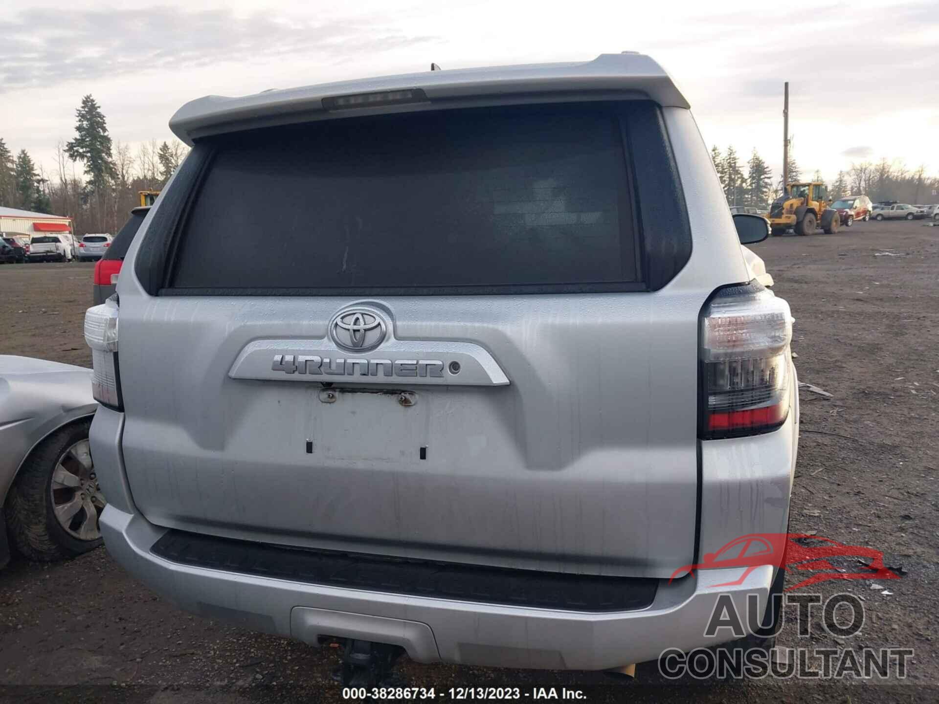 TOYOTA 4RUNNER 2018 - JTEBU5JRXJ5535425