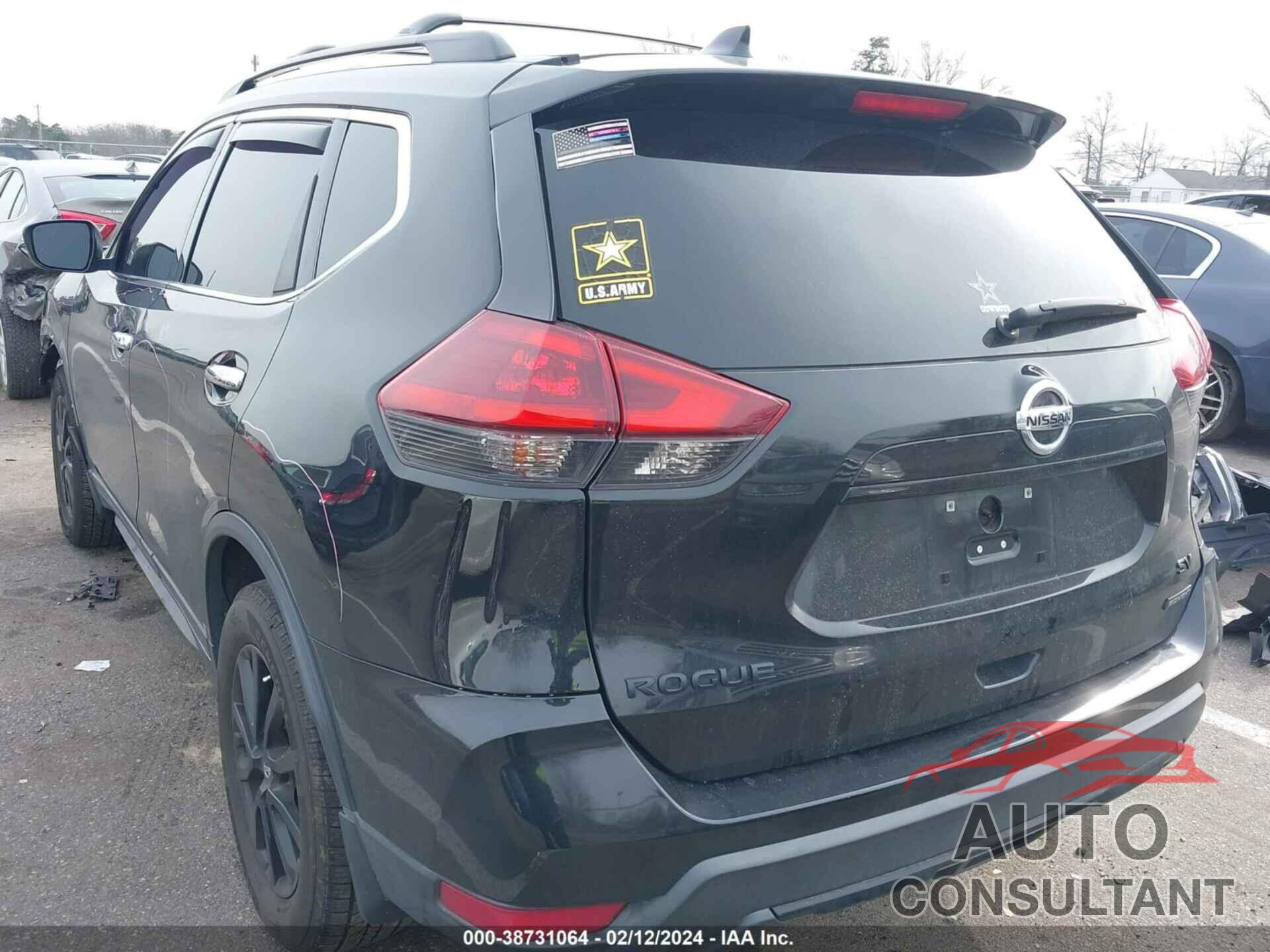 NISSAN ROGUE 2018 - 5N1AT2MT7JC820969