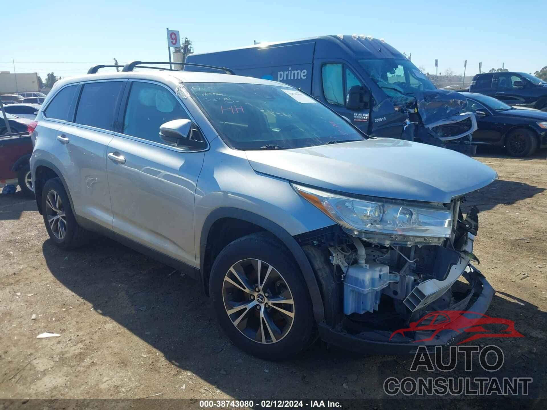 TOYOTA HIGHLANDER 2019 - 5TDZARFH5KS055176