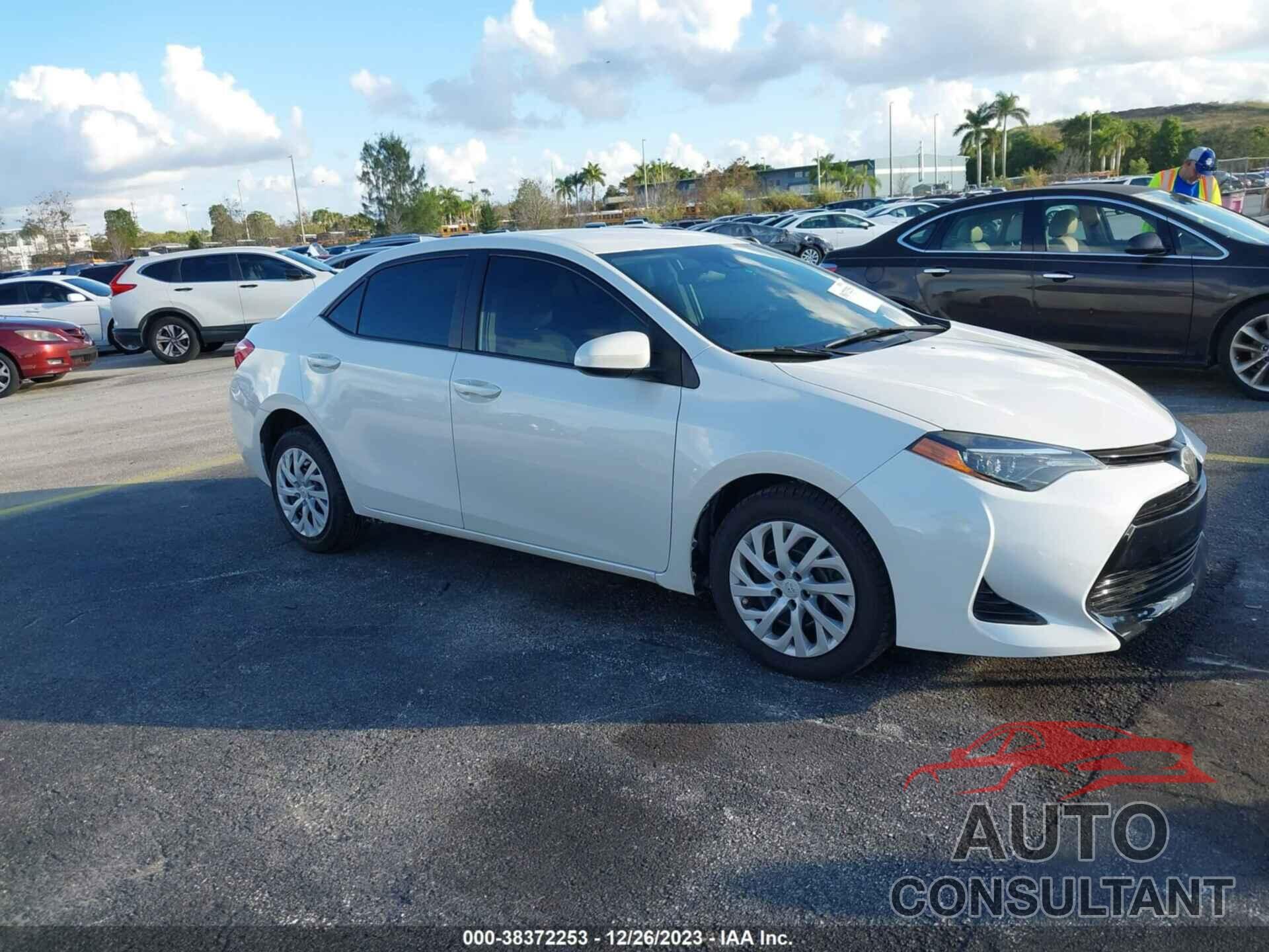 TOYOTA COROLLA 2019 - 5YFBURHE7KP884402