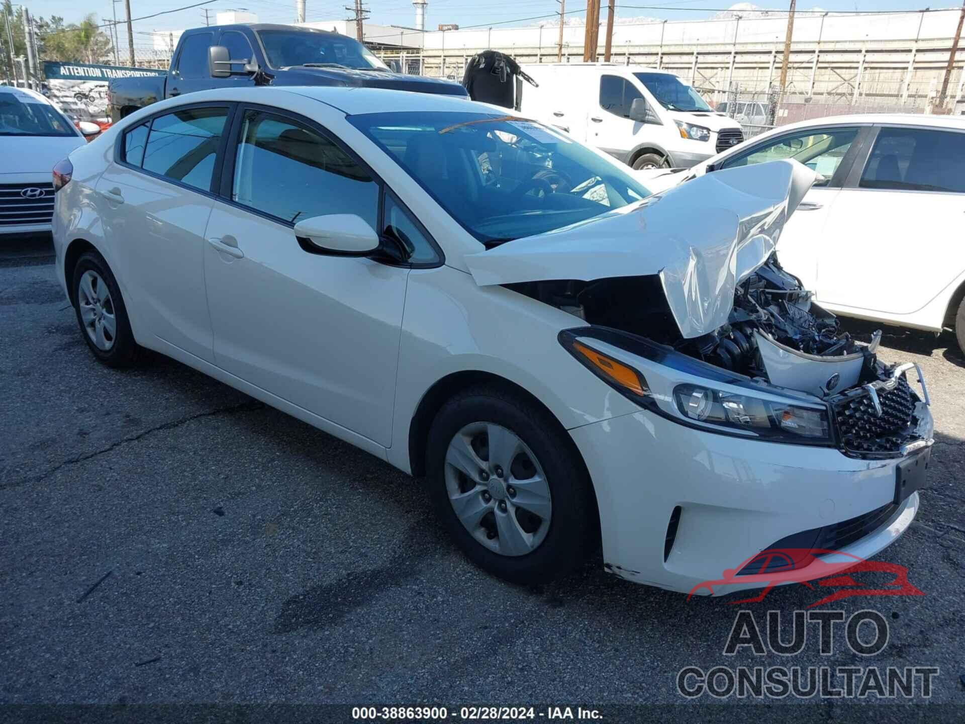 KIA FORTE 2018 - 3KPFK4A76JE221358