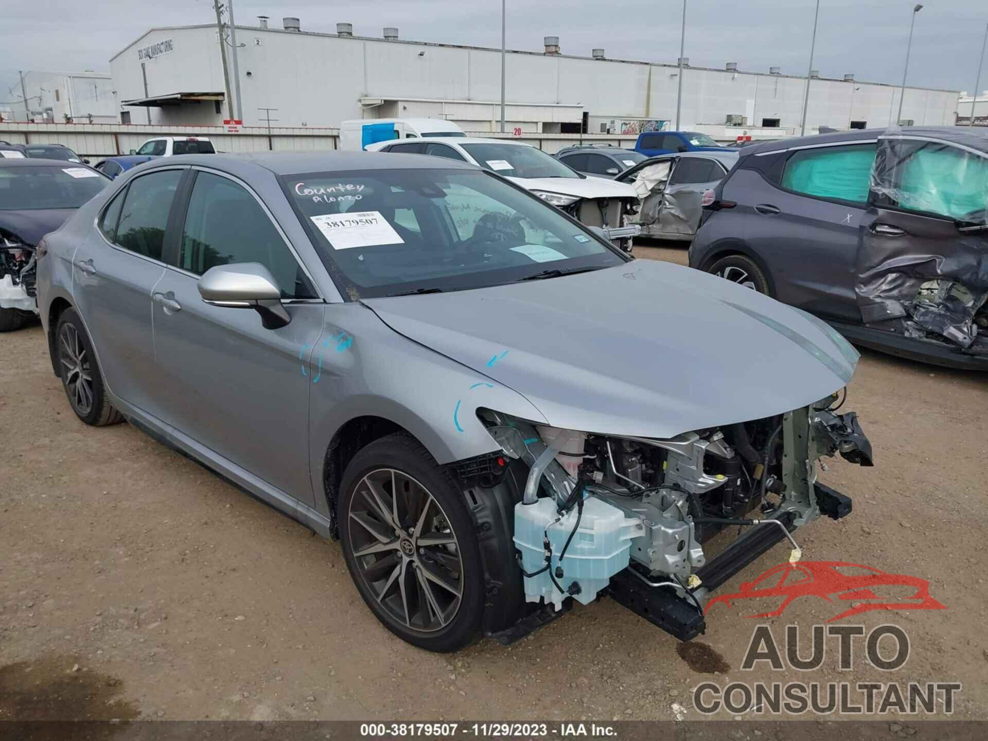 TOYOTA CAMRY 2024 - 4T1G11AK5RU190106