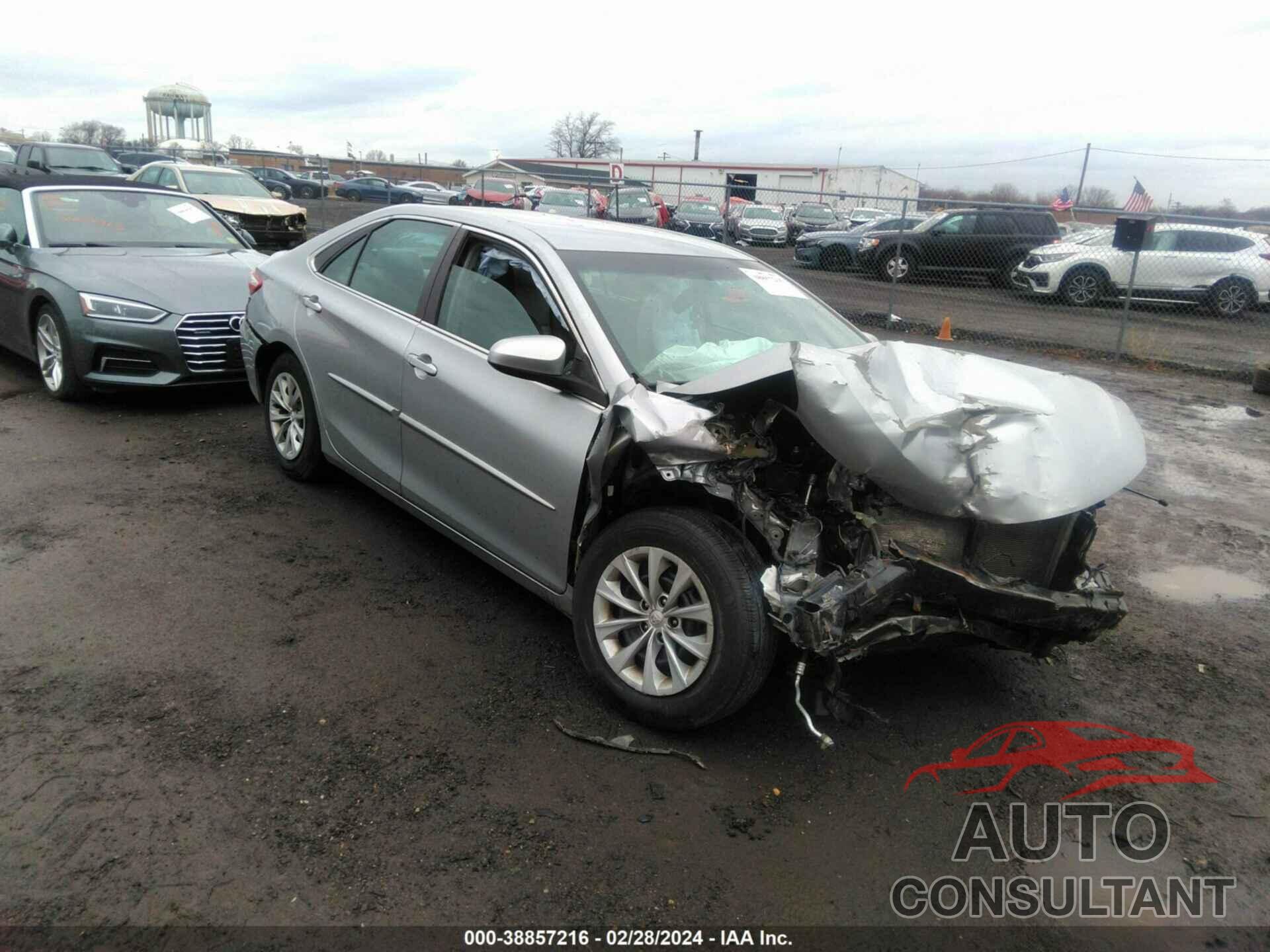 TOYOTA CAMRY 2016 - 4T4BF1FK4GR569914