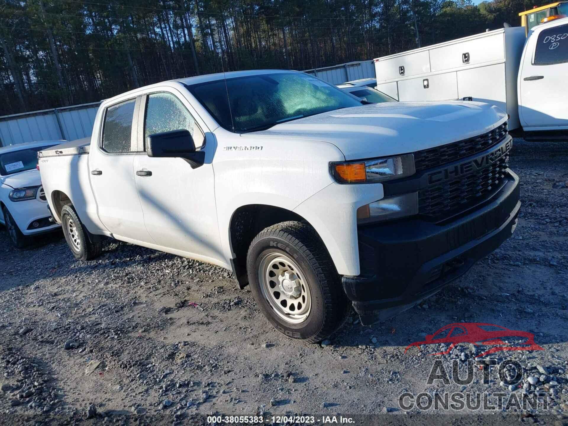 CHEVROLET SILVERADO 1500 2019 - 1GCUYAEF0KZ319040