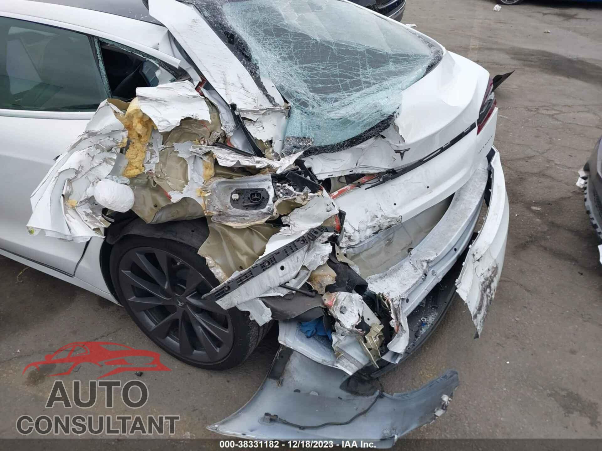 TESLA MODEL S 2020 - 5YJSA1E25LF355371