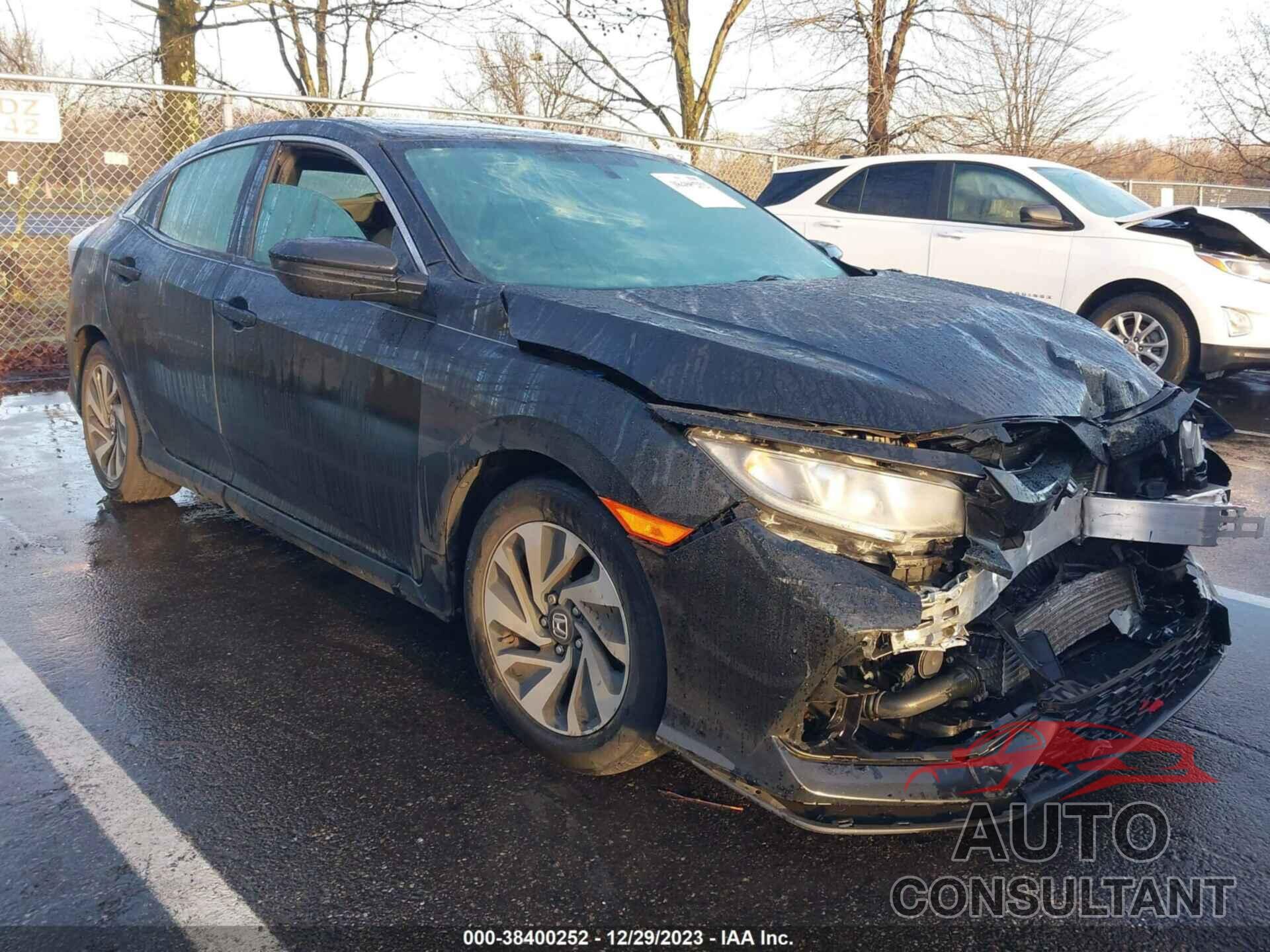 HONDA CIVIC 2018 - SHHFK7H23JU425152