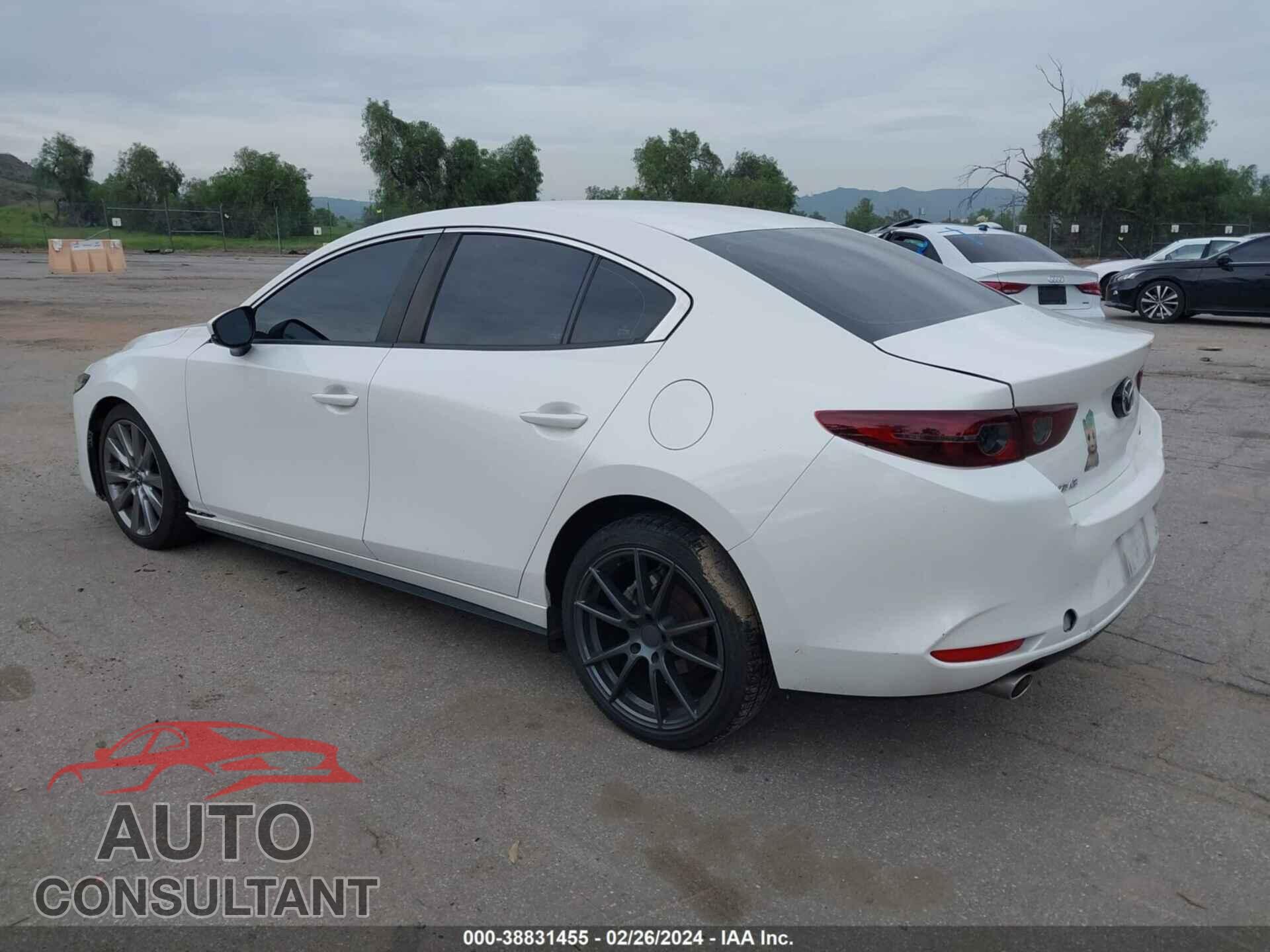 MAZDA 3 2021 - 3MZBPACL5MM201084