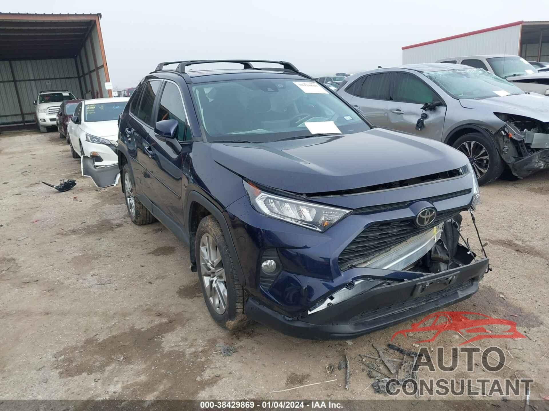 TOYOTA RAV4 2021 - 2T3C1RFV0MW173245