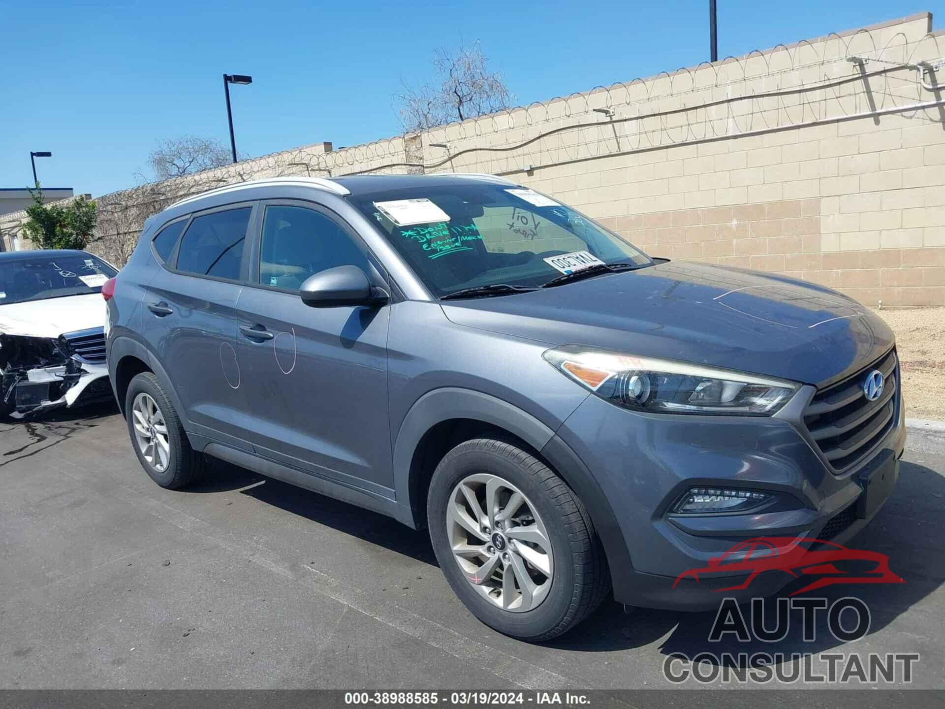 HYUNDAI TUCSON 2016 - KM8J33A45GU092655