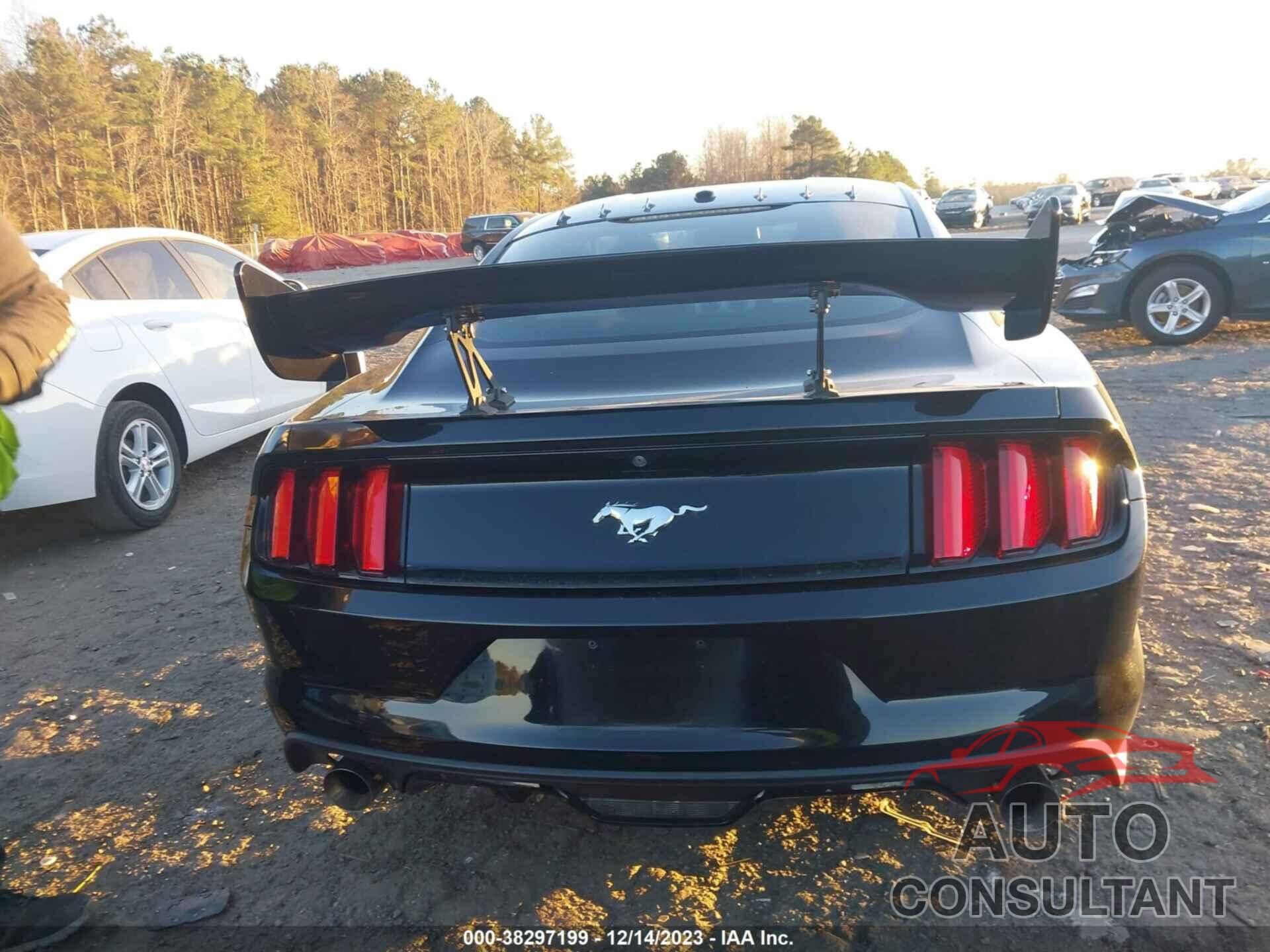 FORD MUSTANG 2015 - 1FA6P8TH2F5331914