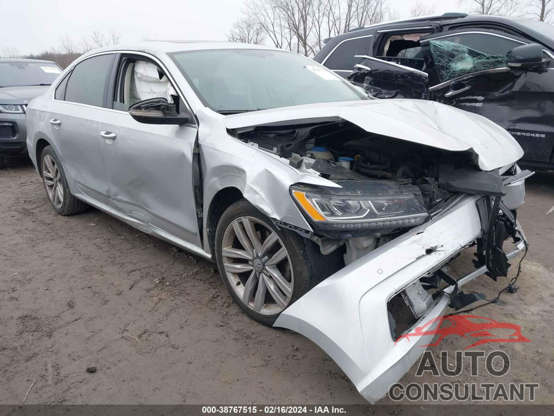 VOLKSWAGEN PASSAT 2017 - 1VWGT7A3XHC083757
