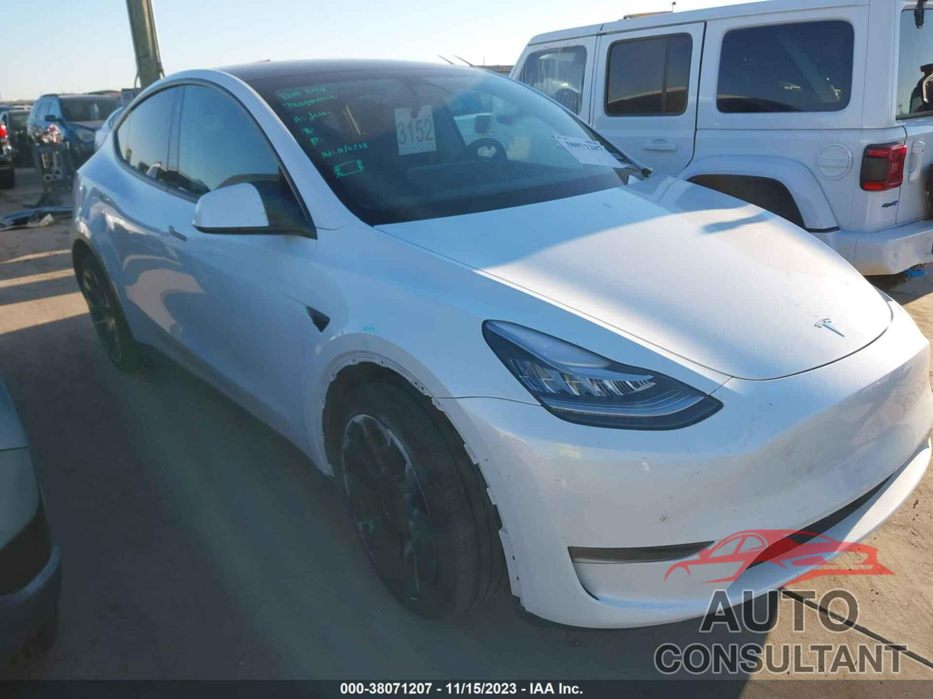 TESLA MODEL Y 2023 - 7SAYGDEE2PA050890