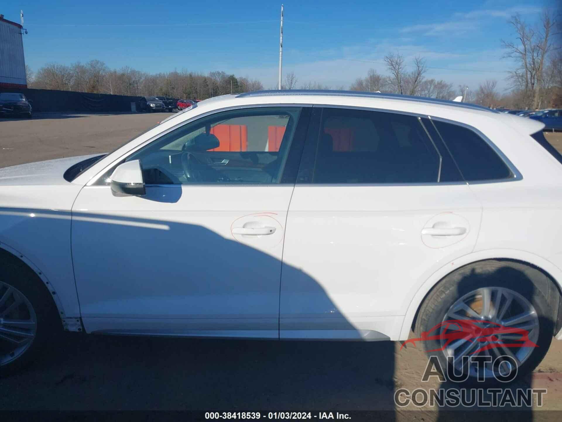 AUDI Q5 2018 - WA1BNAFY1J2002370