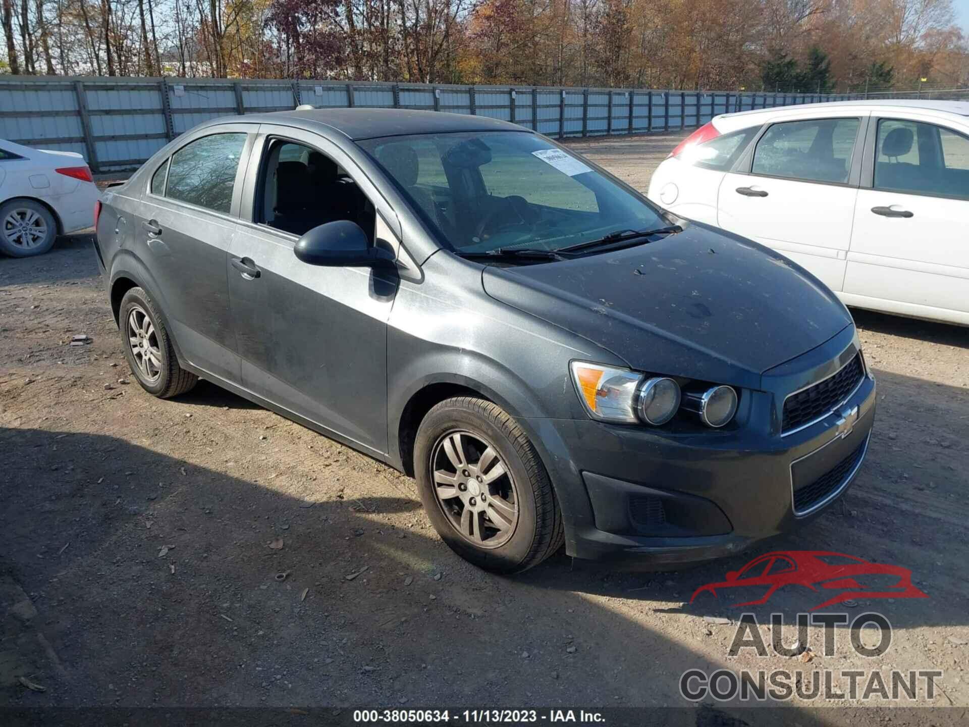 CHEVROLET SONIC 2016 - 1G1JC5SH0G4179230