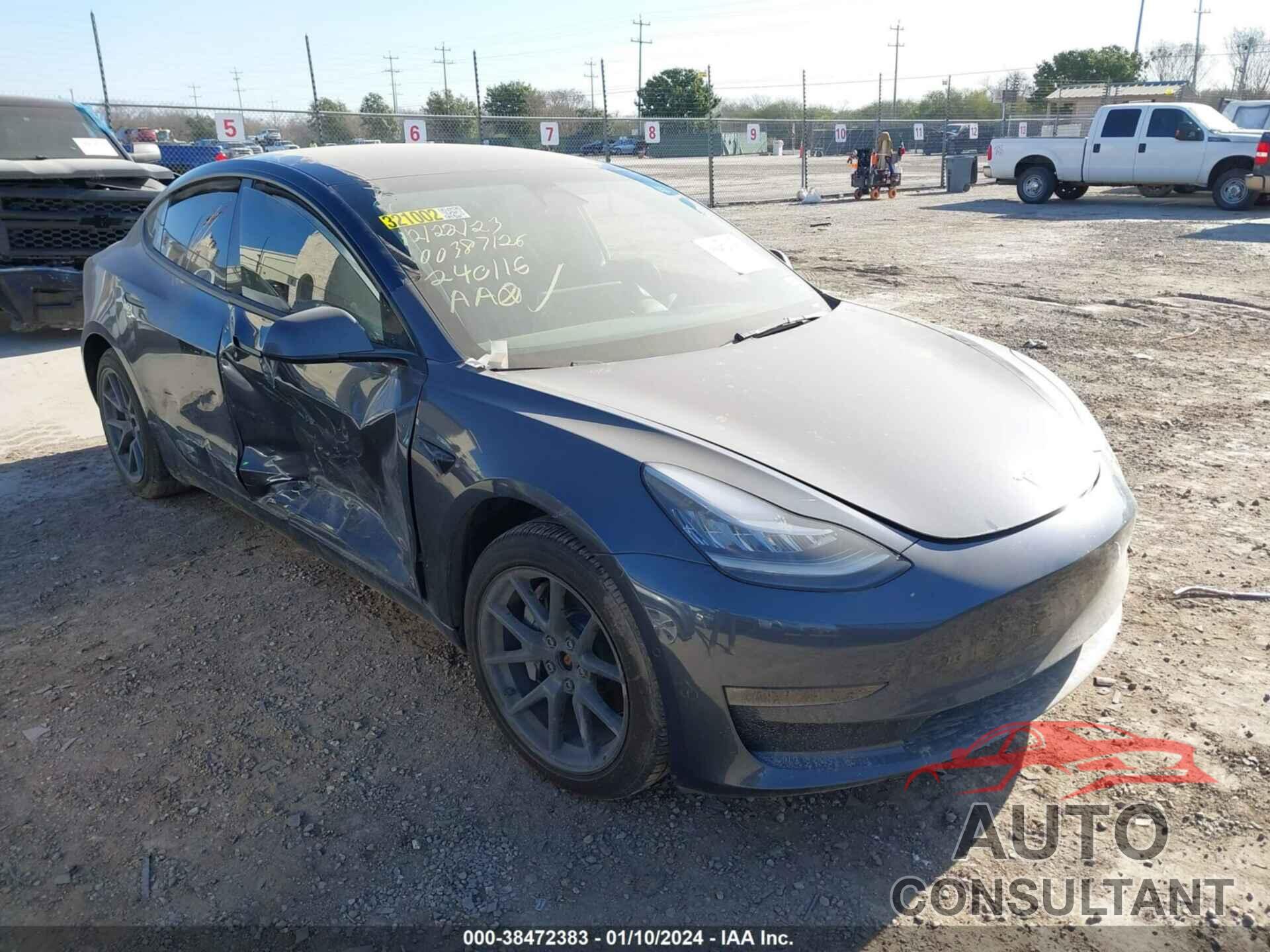 TESLA MODEL 3 2022 - 5YJ3E1EB1NF240116