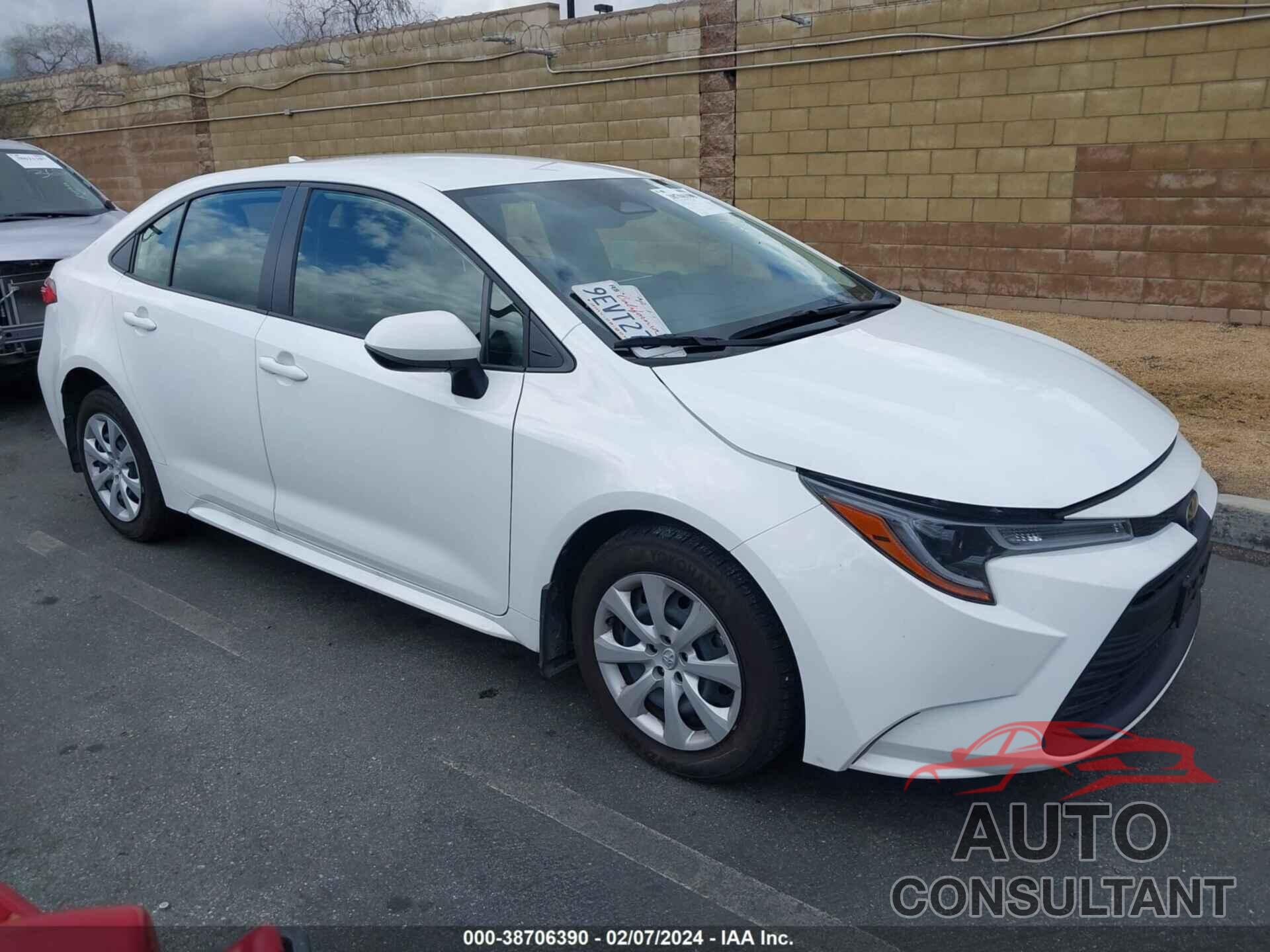 TOYOTA COROLLA 2023 - JTDB4MEE4P3006532