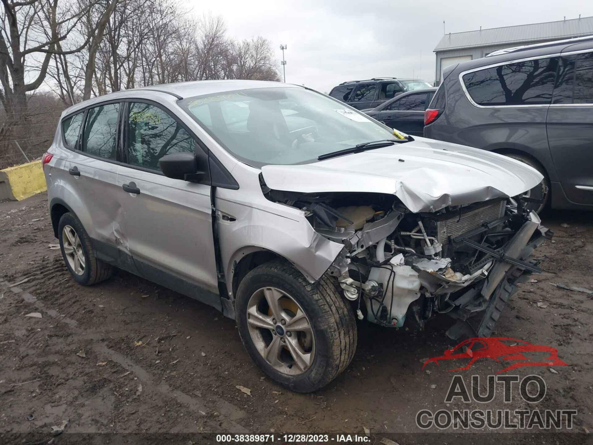 FORD ESCAPE 2016 - 1FMCU0F77GUB69663