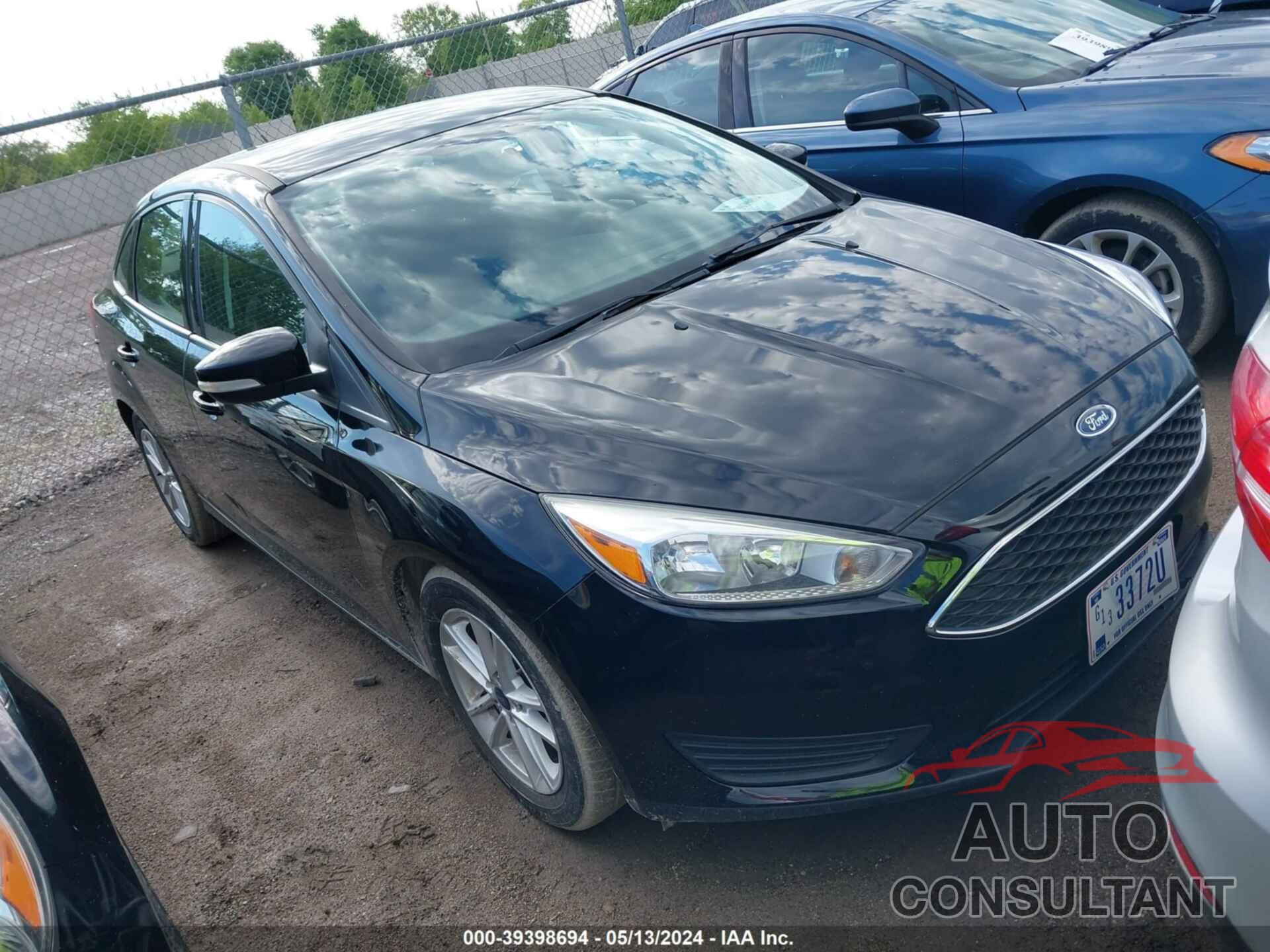 FORD FOCUS 2017 - 1FADP3F27HL320018