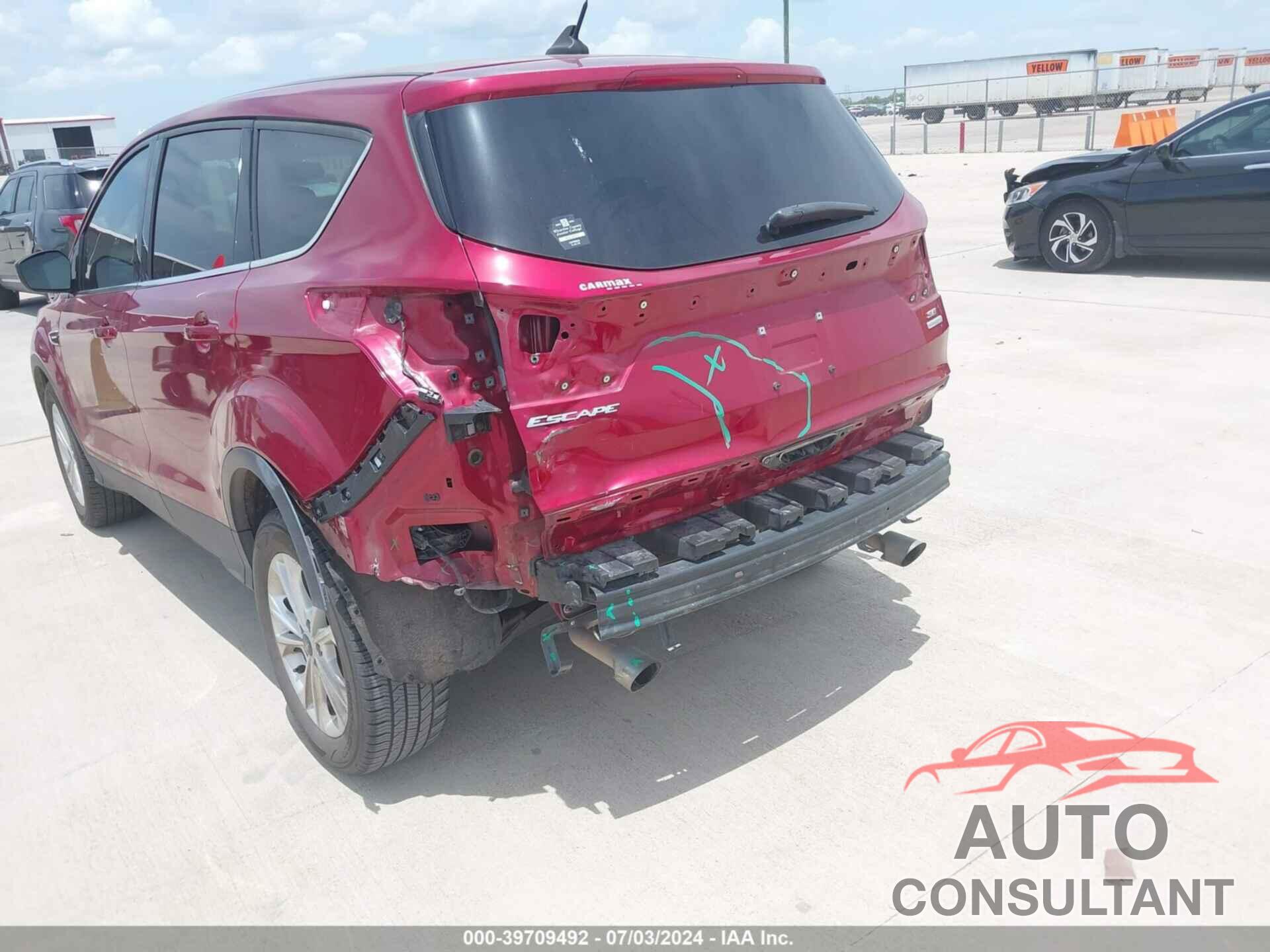 FORD ESCAPE 2019 - 1FMCU0GD4KUA53558