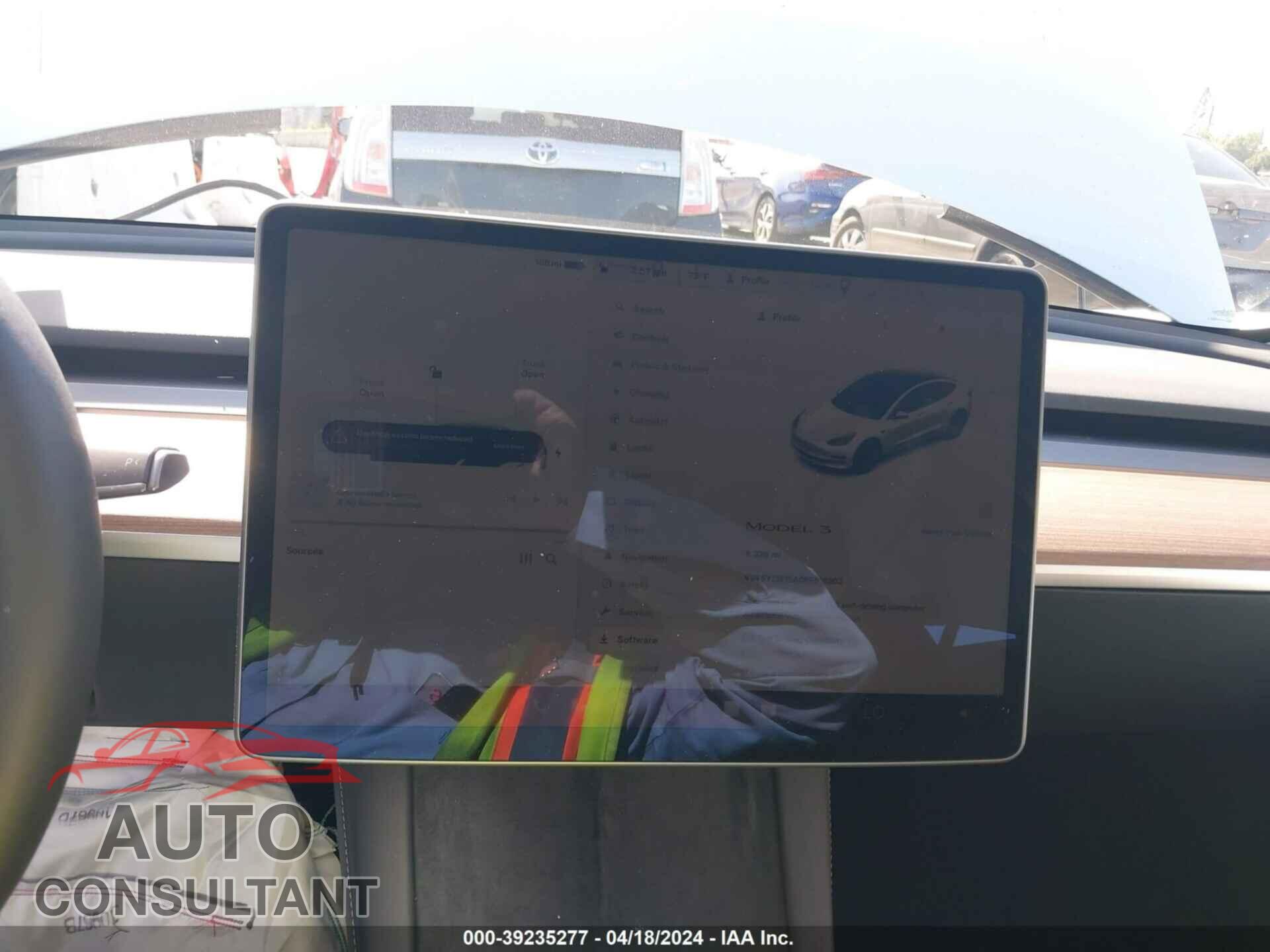 TESLA MODEL 3 2023 - 5YJ3E1EA0PF616802