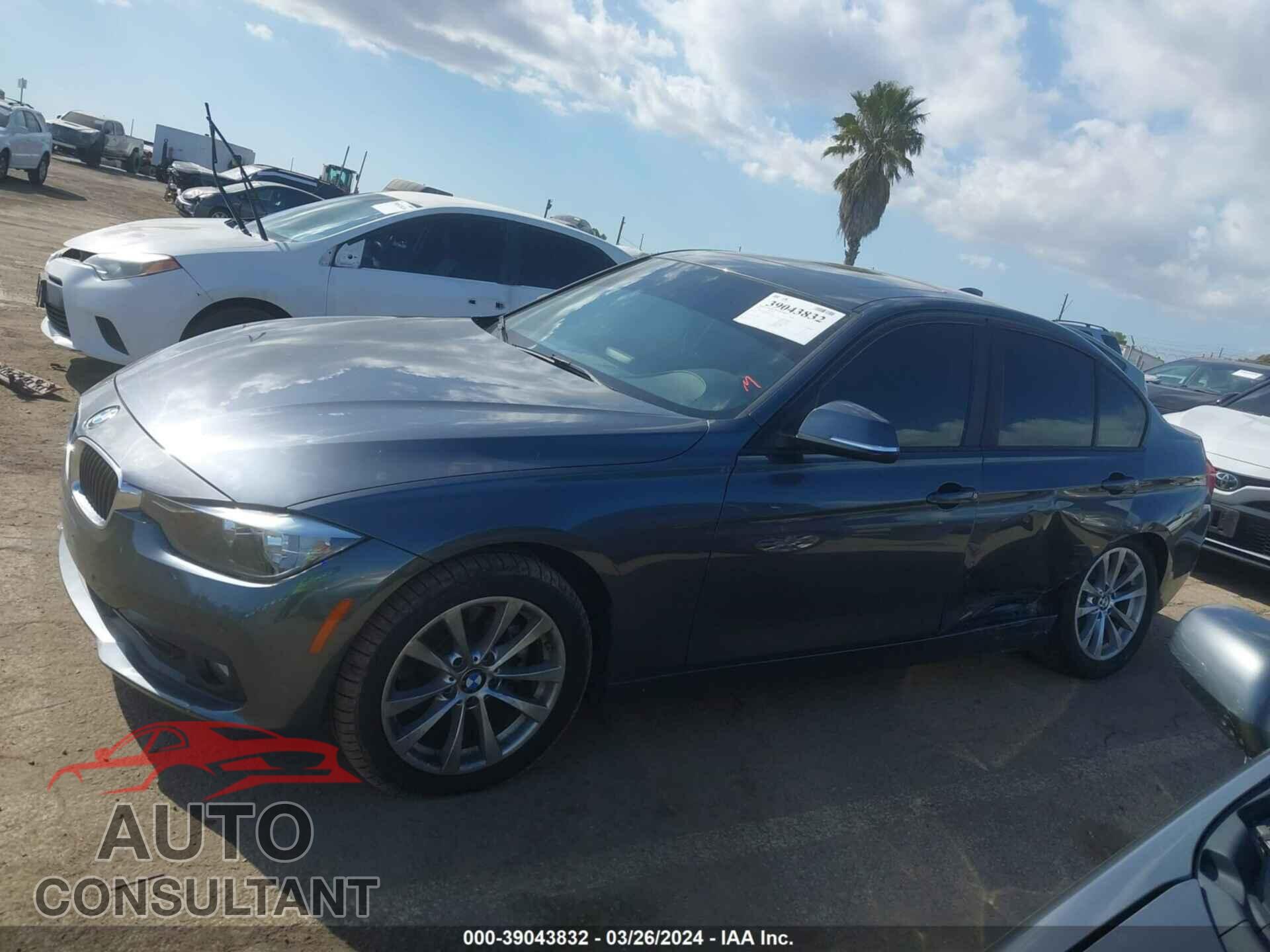 BMW 320I 2016 - WBA8E1G59GNU11662