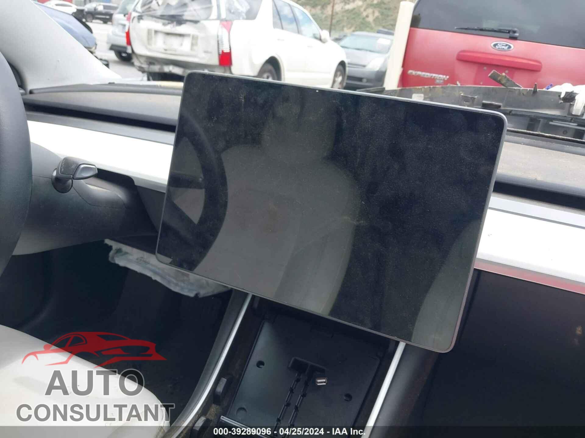 TESLA MODEL 3 2020 - 5YJ3E1EB9LF668609