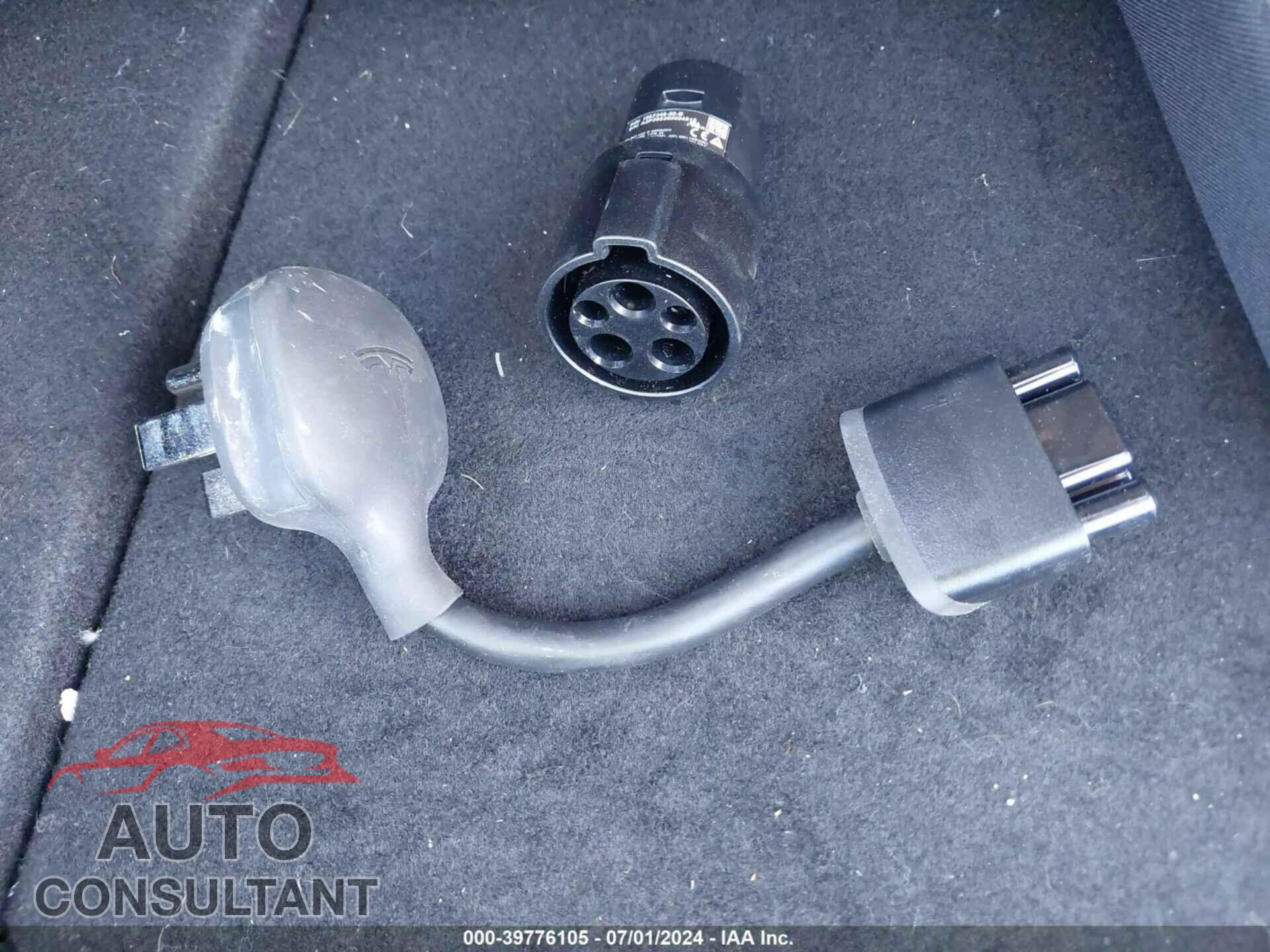 TESLA MODEL 3 2020 - 5YJ3E1EA0LF804939