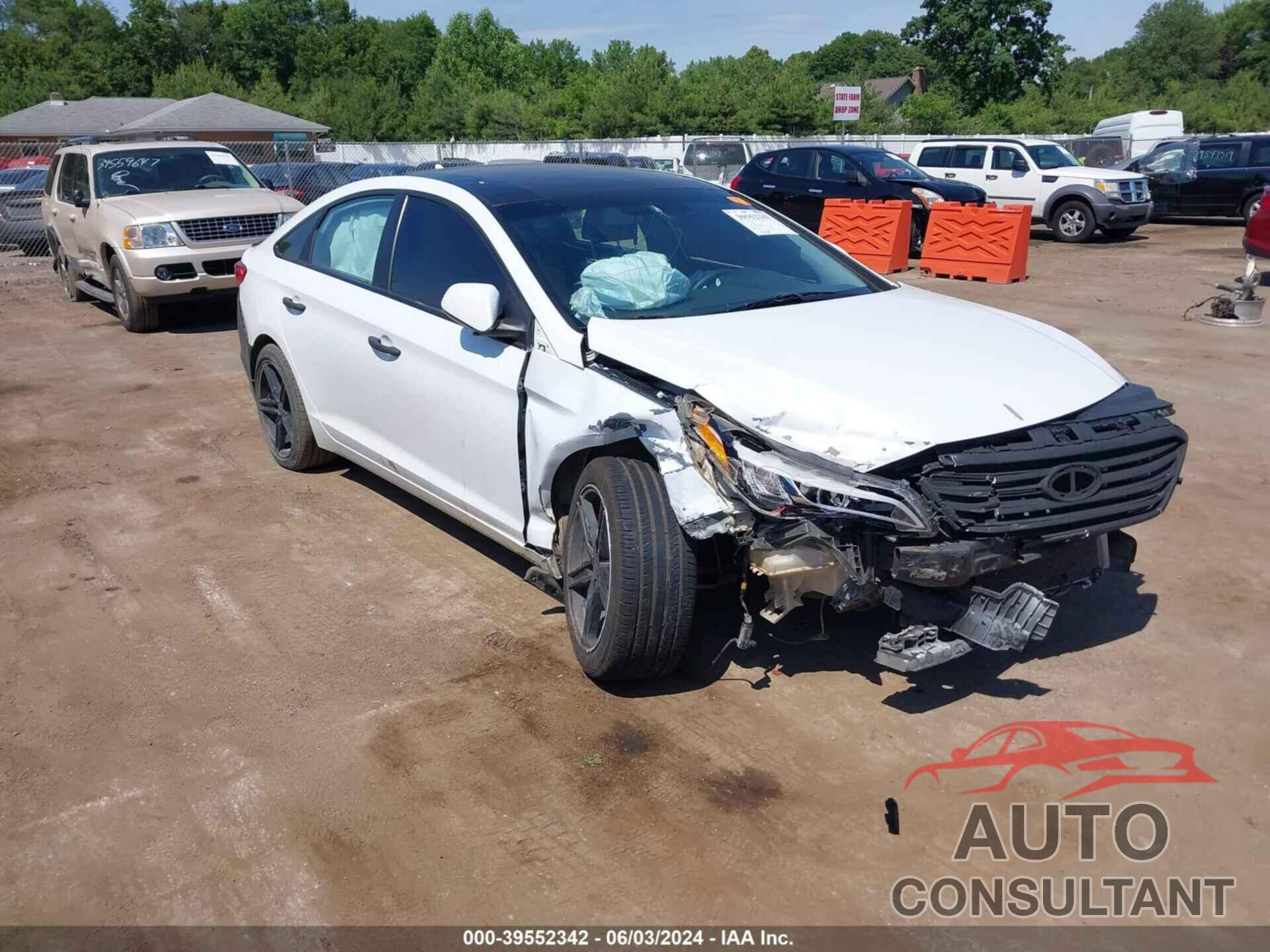 HYUNDAI SONATA 2017 - 5NPE24AF7HH518261