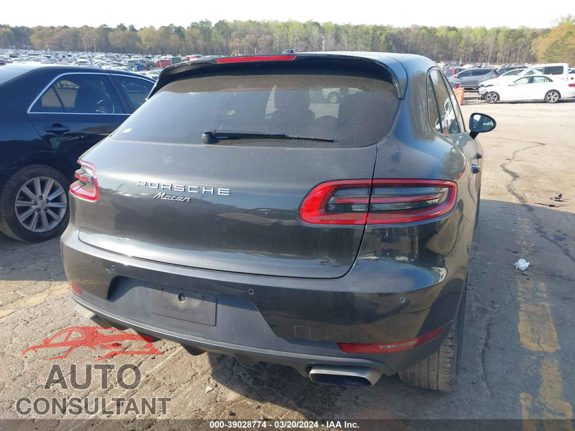 PORSCHE MACAN 2018 - WP1AA2A59JLB00975