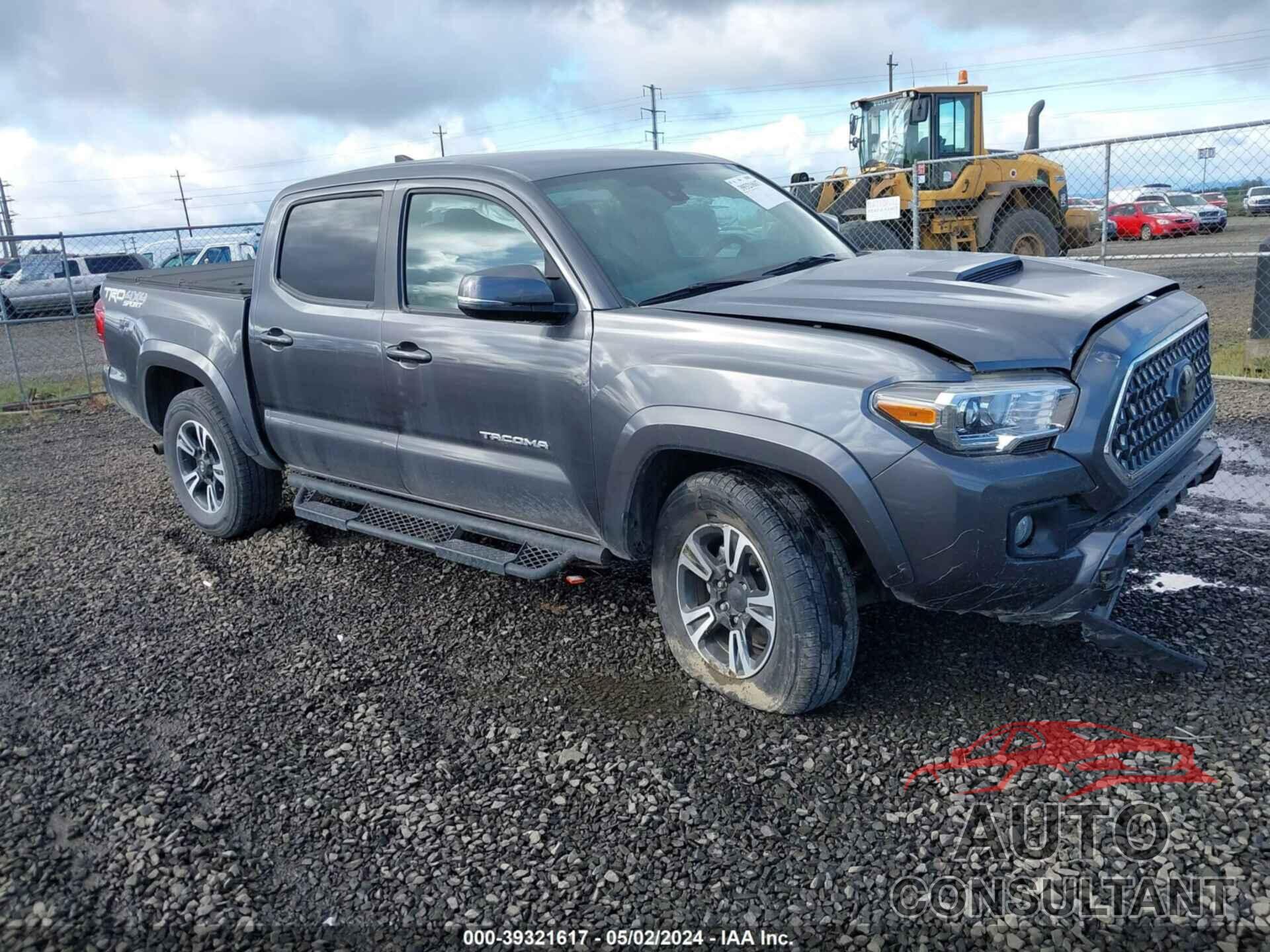 TOYOTA TACOMA 2018 - 5TFCZ5AN7JX142896