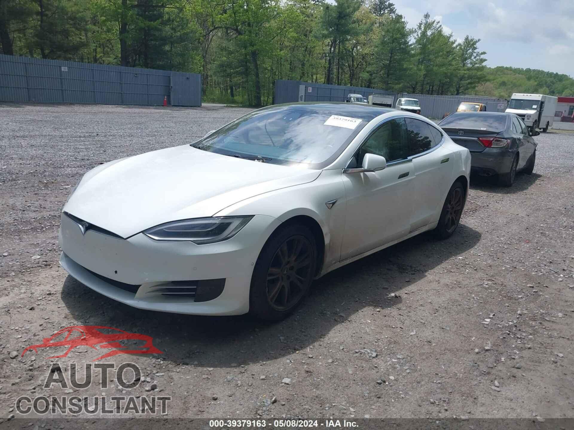 TESLA MODEL S 2020 - 5YJSA1E40LF370202