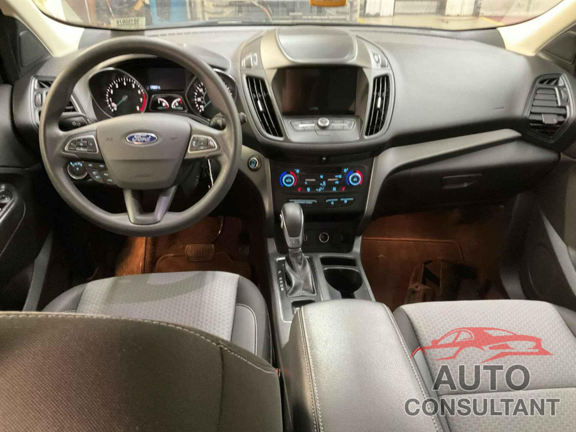 FORD ESCAPE 2019 - 1FMCU9GD5KUB65905