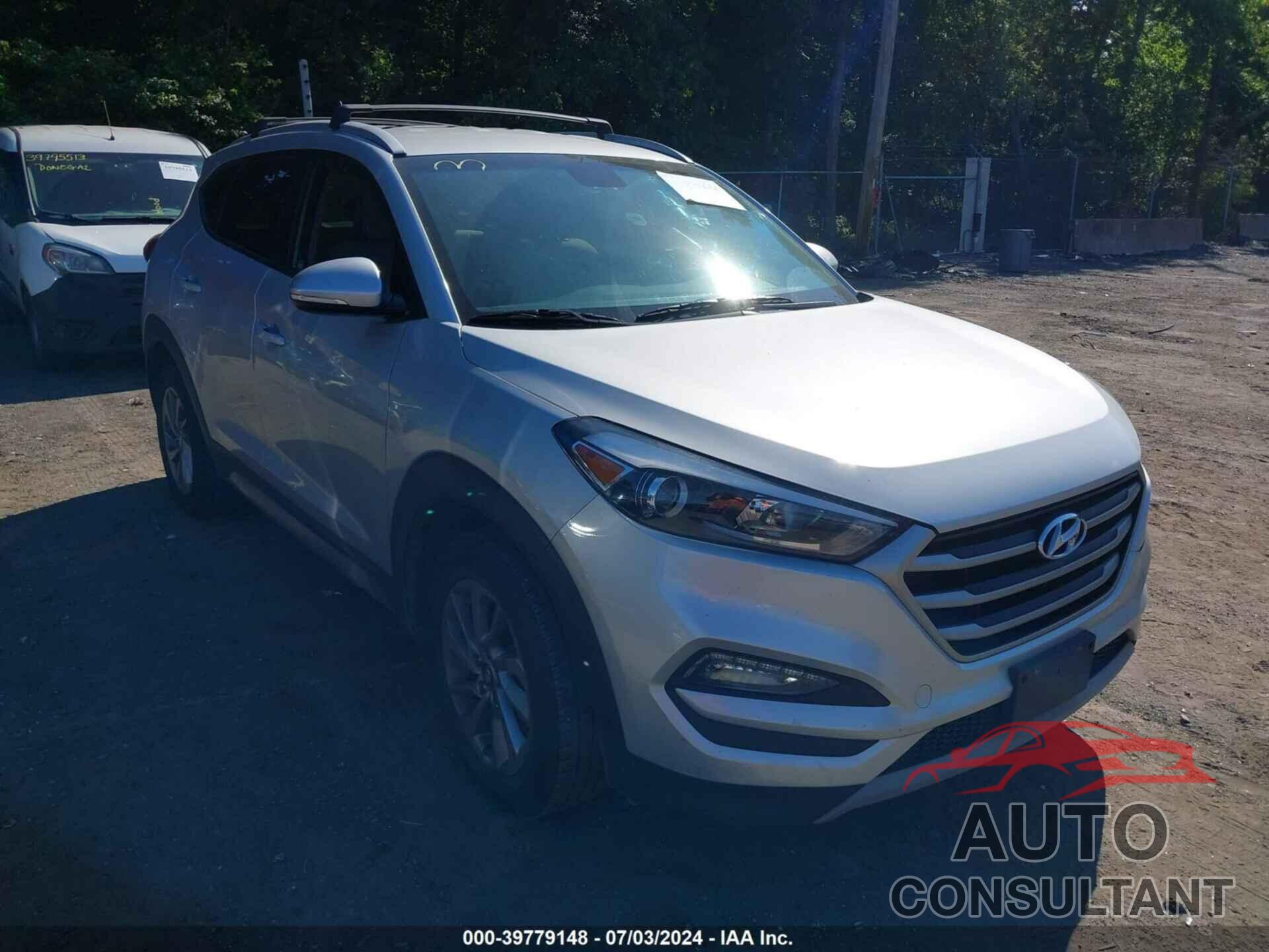 HYUNDAI TUCSON 2017 - KM8J3CA21HU343199