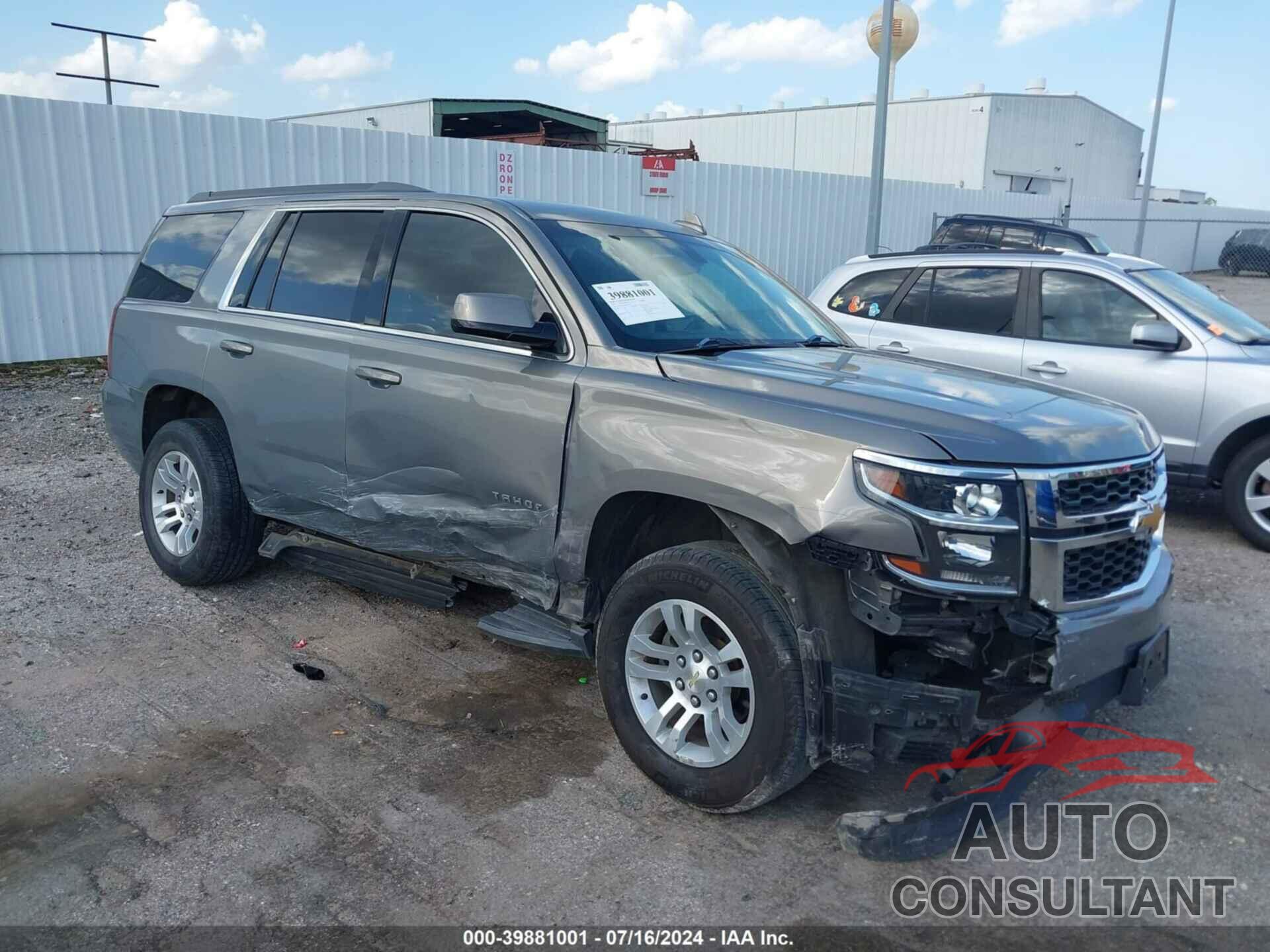 CHEVROLET TAHOE 2017 - 1GNSCAKC5HR271907