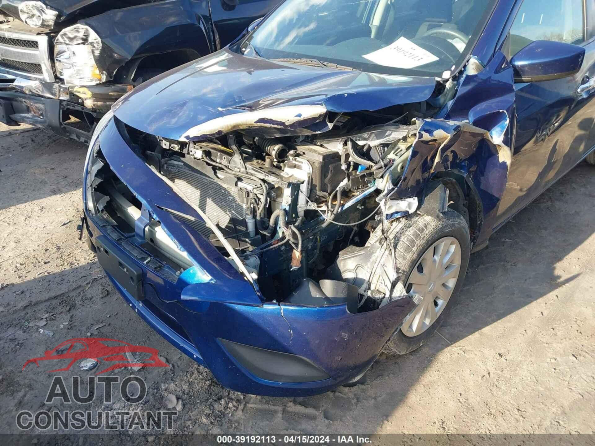 NISSAN VERSA 2019 - 3N1CN7AP3KL855335