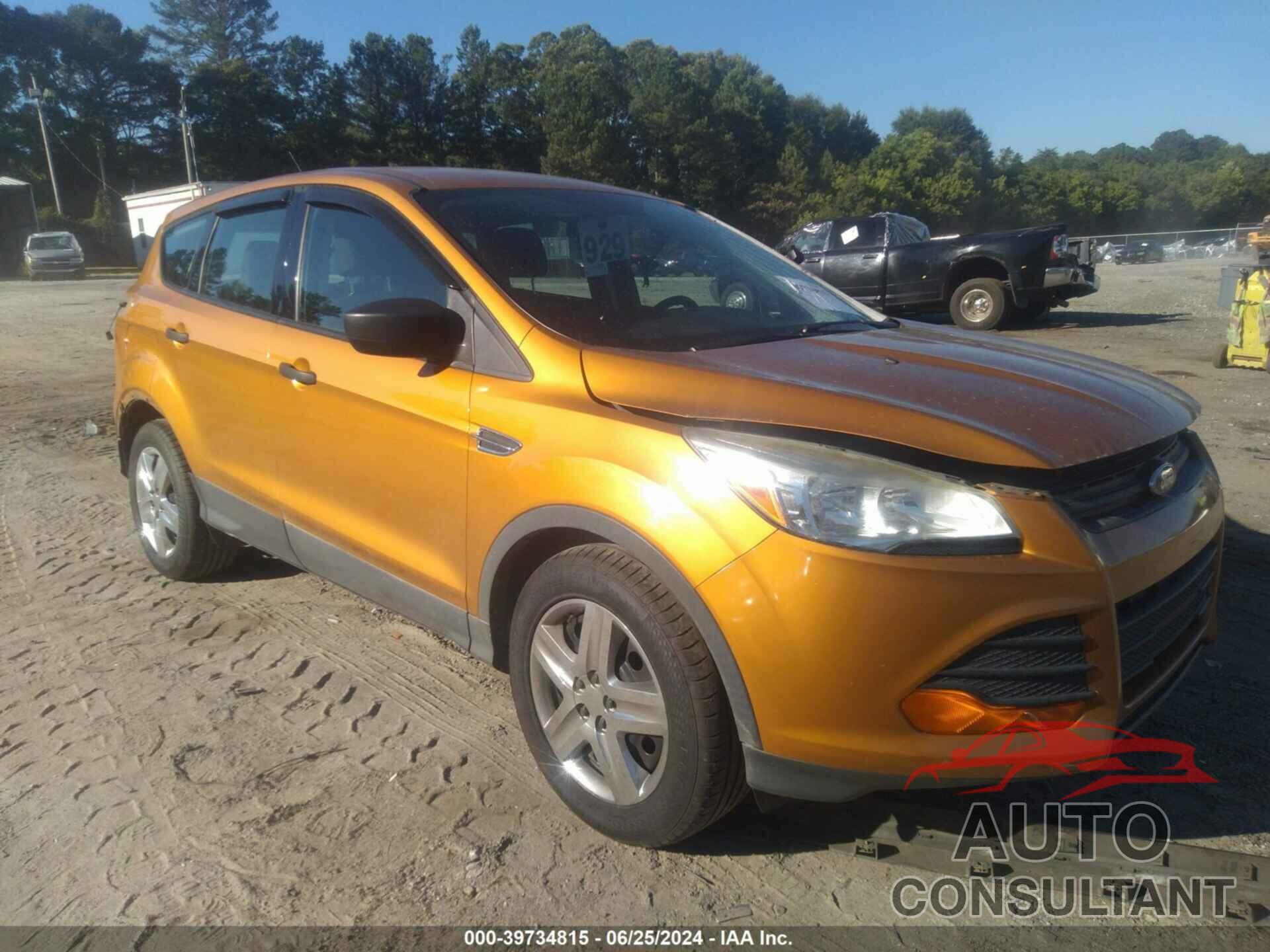 FORD ESCAPE 2016 - 1FMCU0F71GUA02926