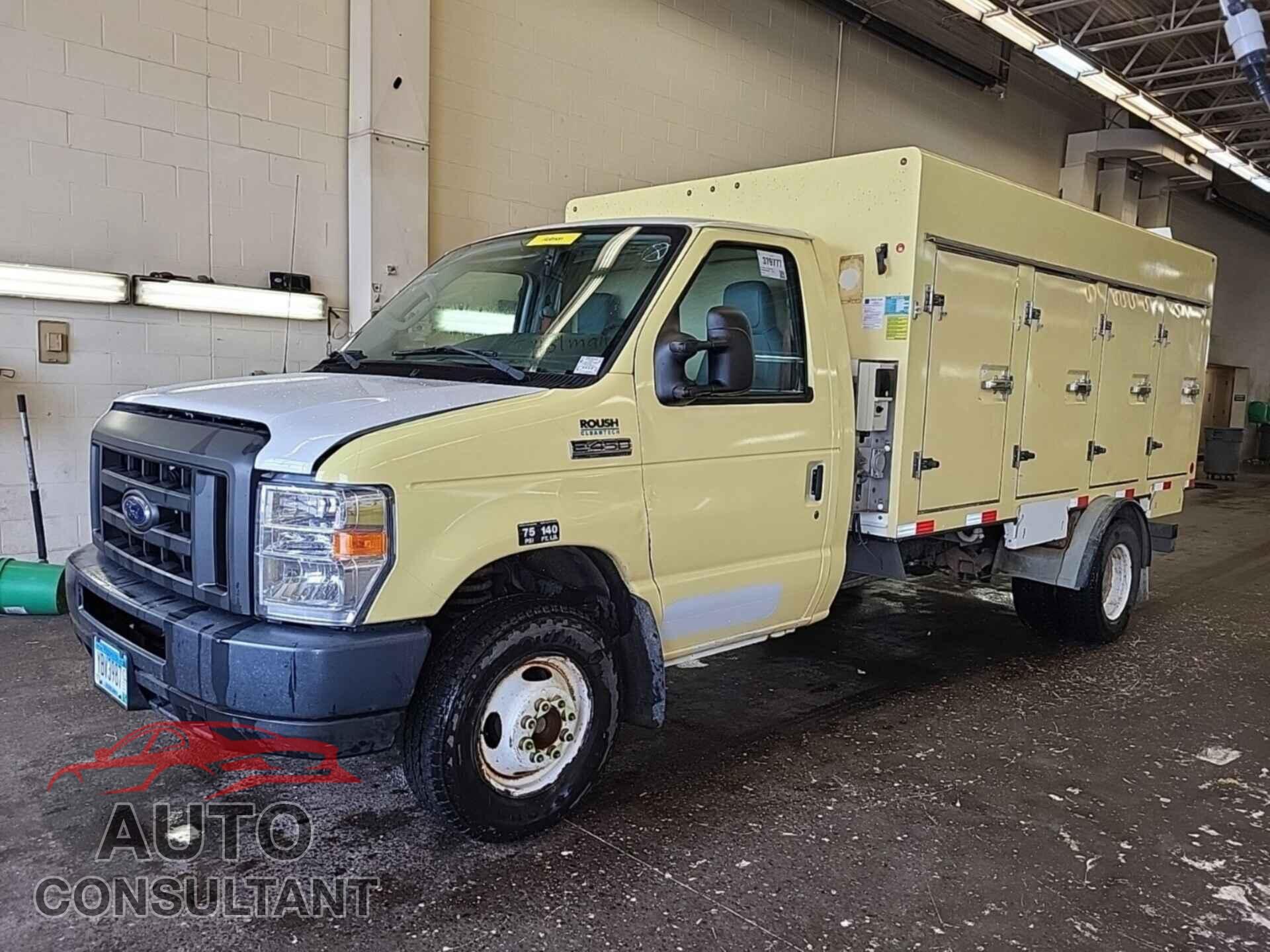 FORD ECONOLINE 2017 - 1FDXE4FS2HDC72226