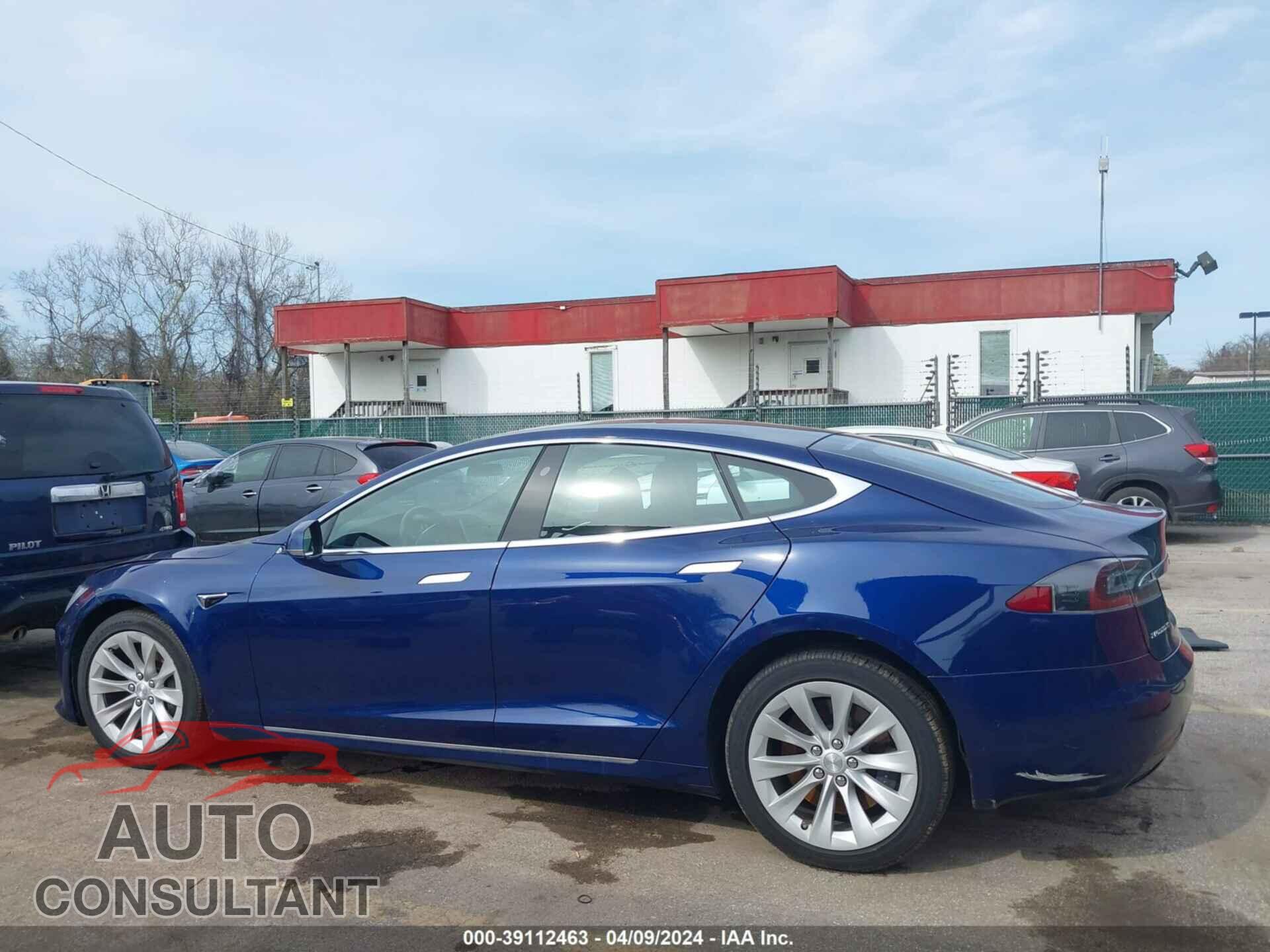 TESLA MODEL S 2018 - 5YJSA1E26JF245569