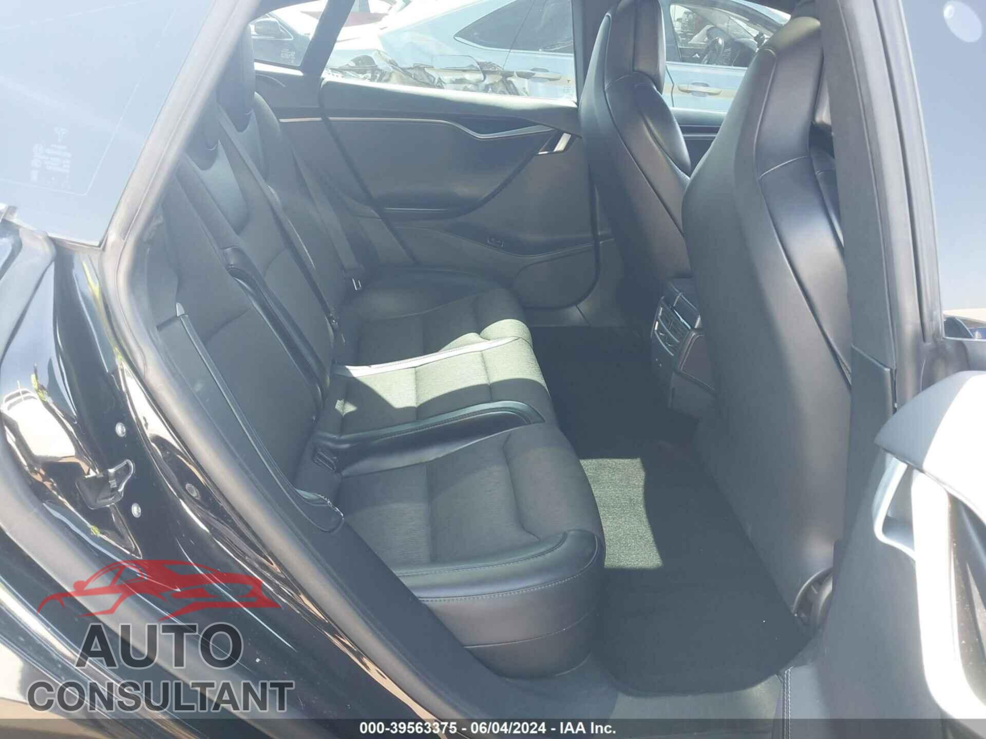 TESLA MODEL S 2018 - 5YJSA1E26JF293685