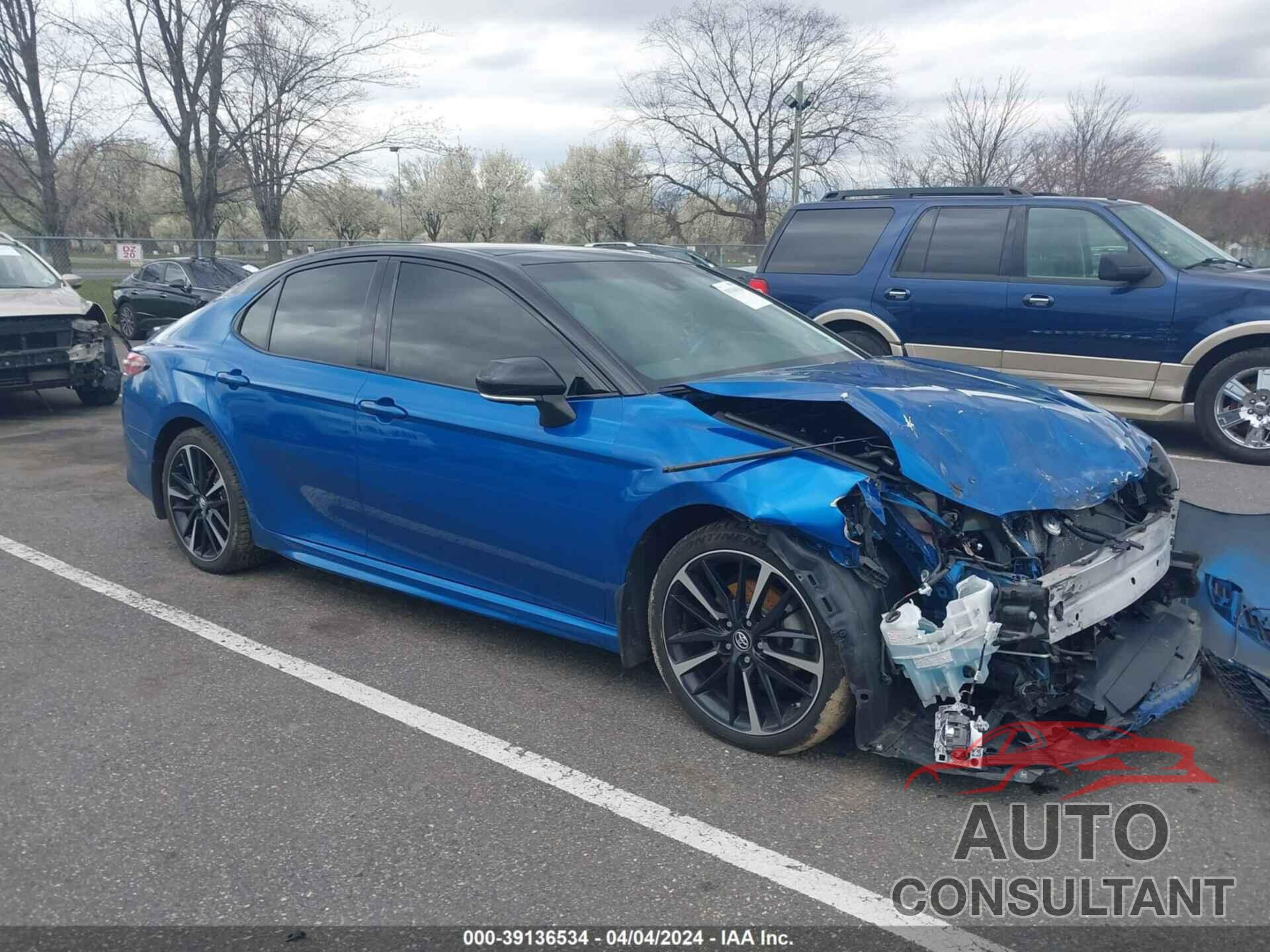 TOYOTA CAMRY 2018 - 4T1BZ1HK3JU018976