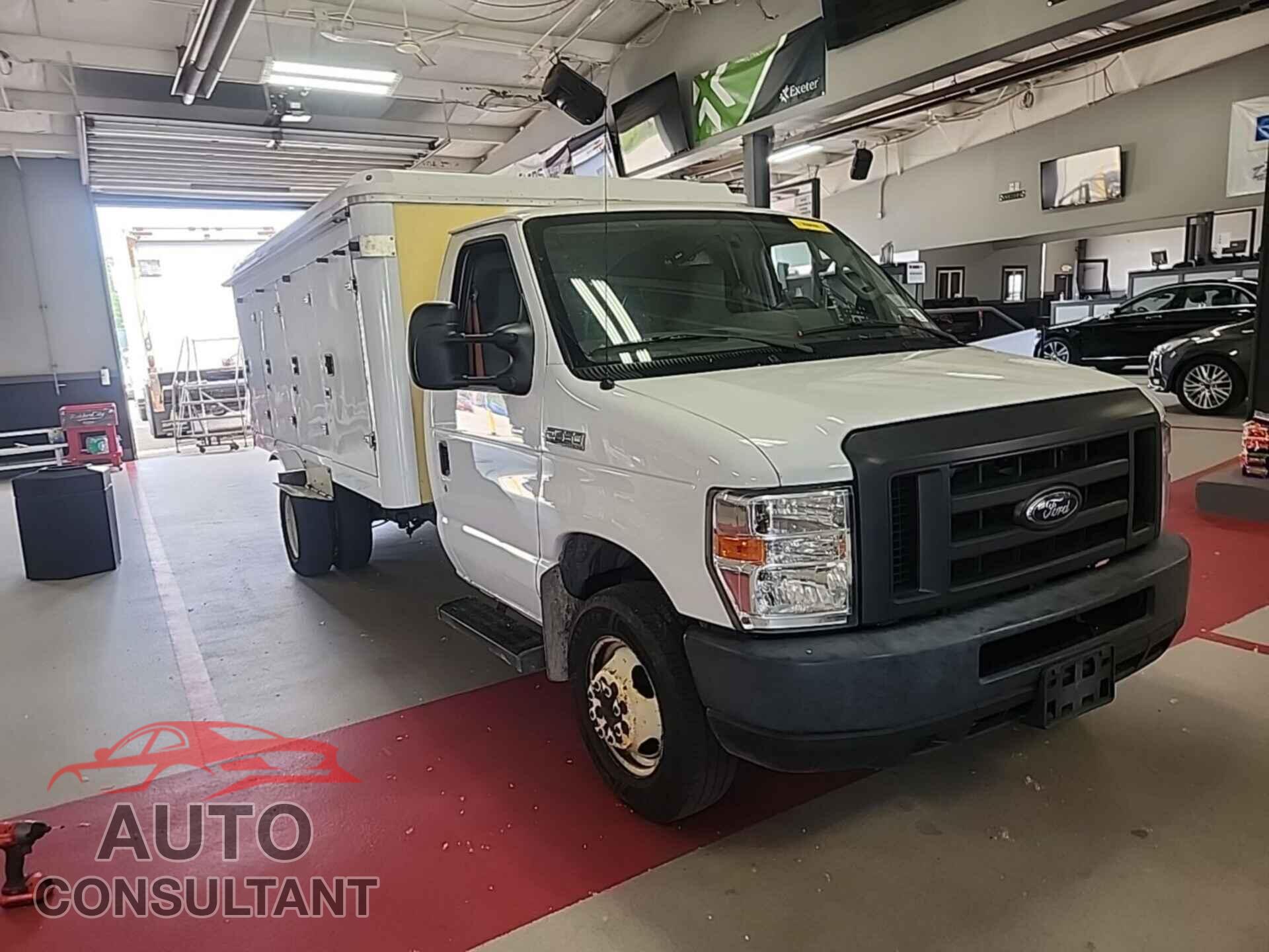 FORD ECONOLINE 2017 - 1FDXE4FSXHDC68618