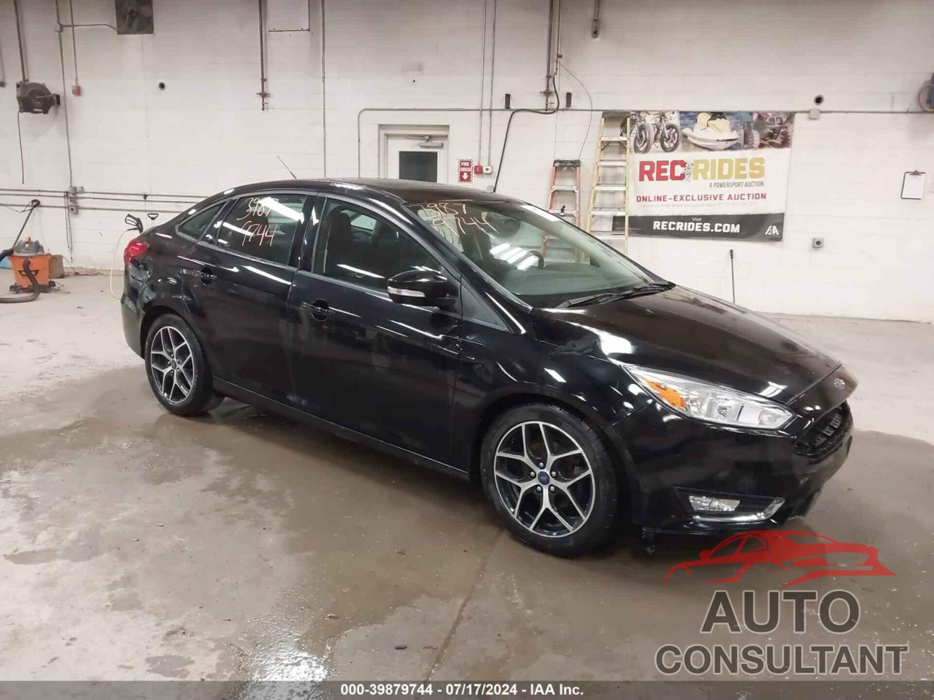 FORD FOCUS 2018 - 1FADP3H2XJL254325