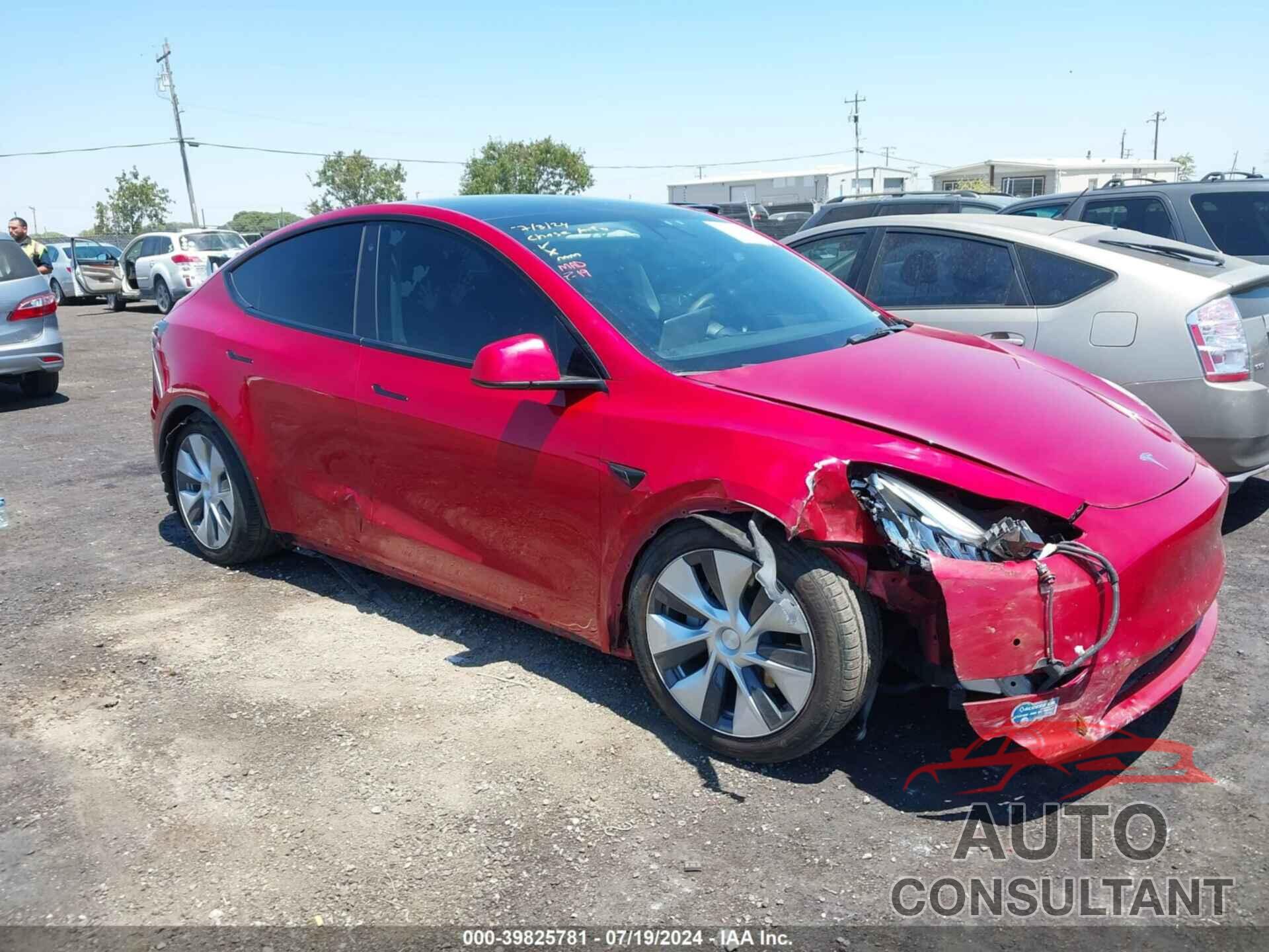 TESLA MODEL Y 2021 - 5YJYGDEE7MF214971