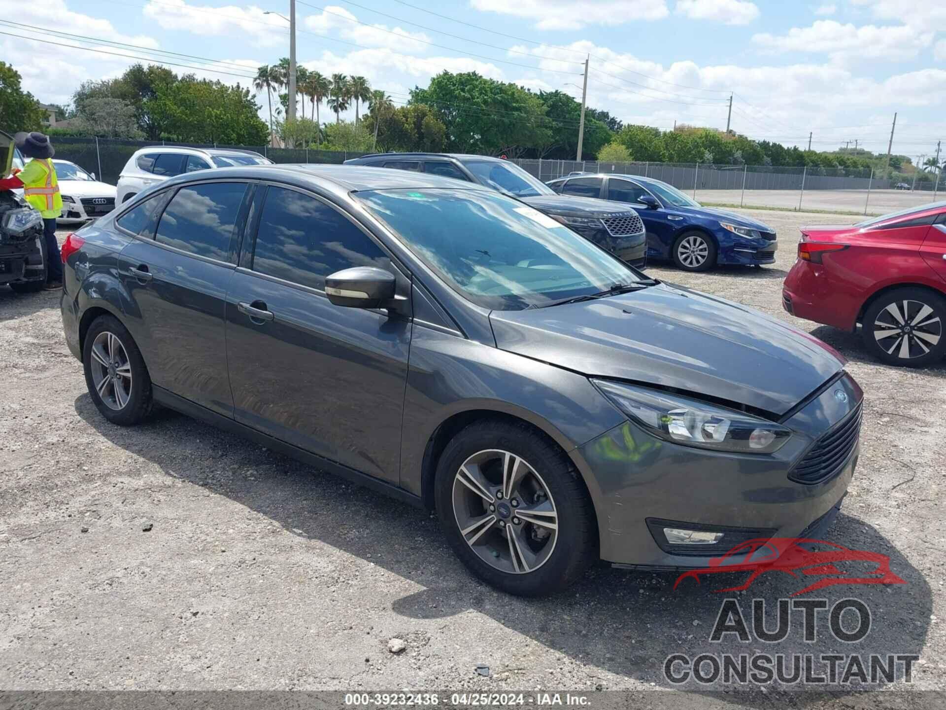 FORD FOCUS 2017 - 1FADP3FE3HL342138