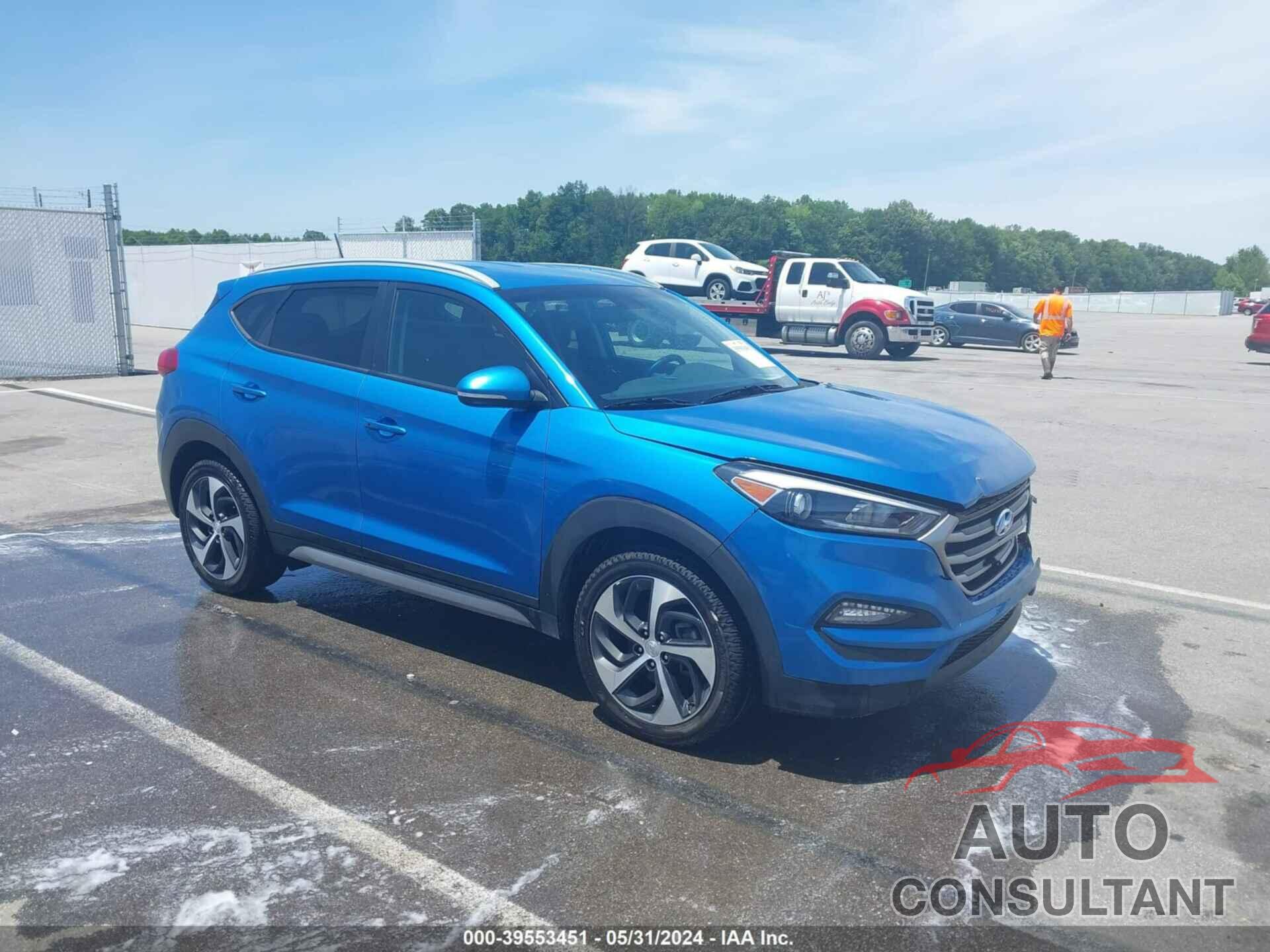 HYUNDAI TUCSON 2017 - KM8J33A29HU281082