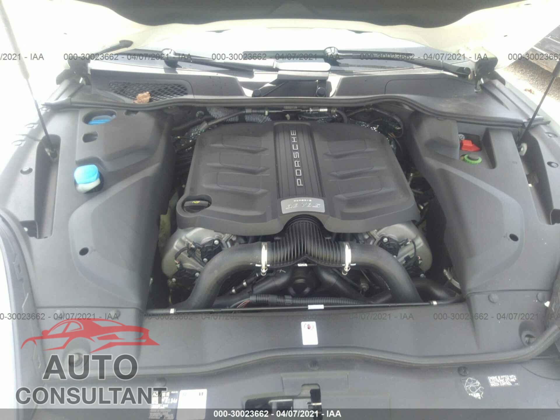 PORSCHE CAYENNE 2016 - WP1AB2A29GLA95885